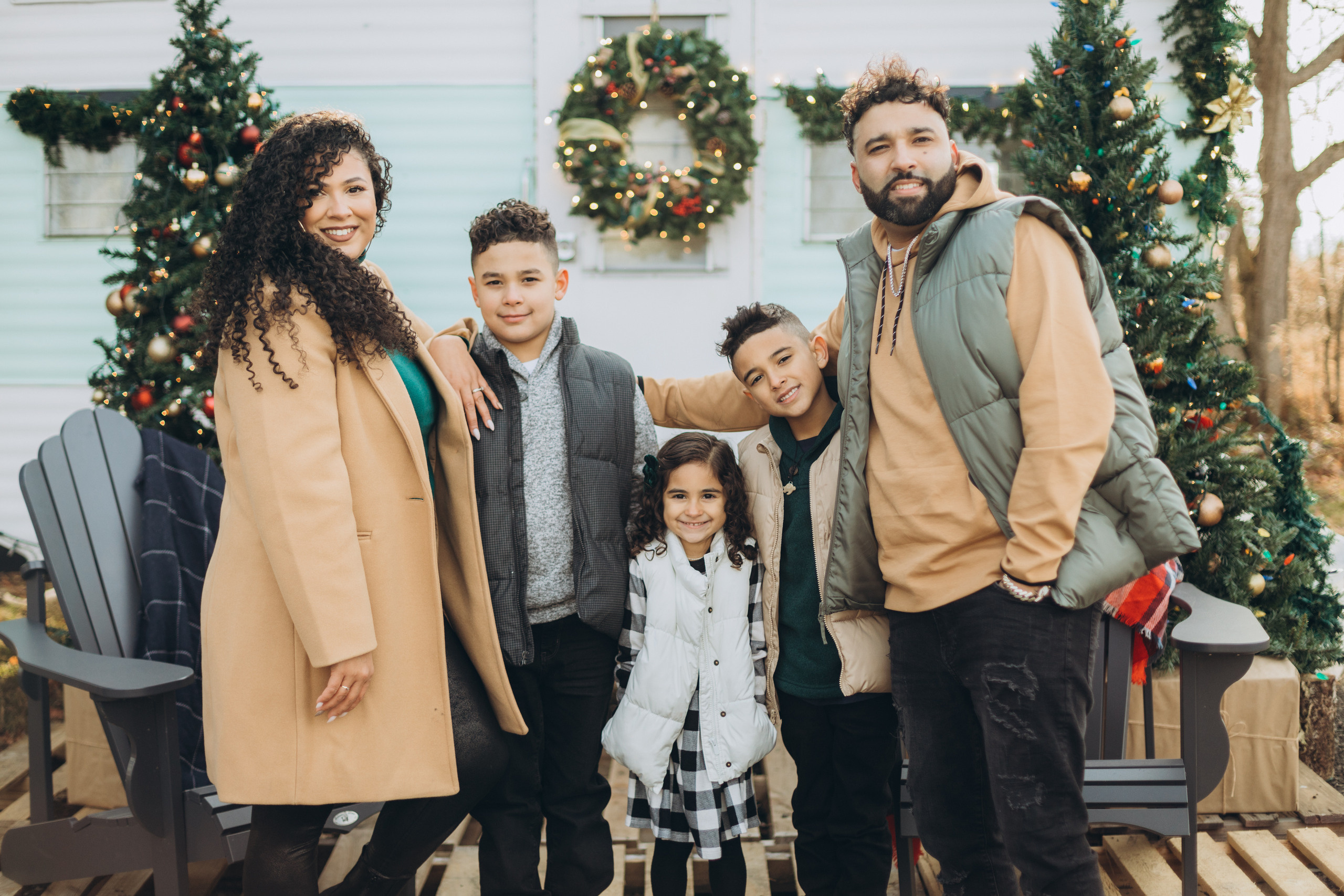 Christmas mini session. Wedding Photographer Toronto