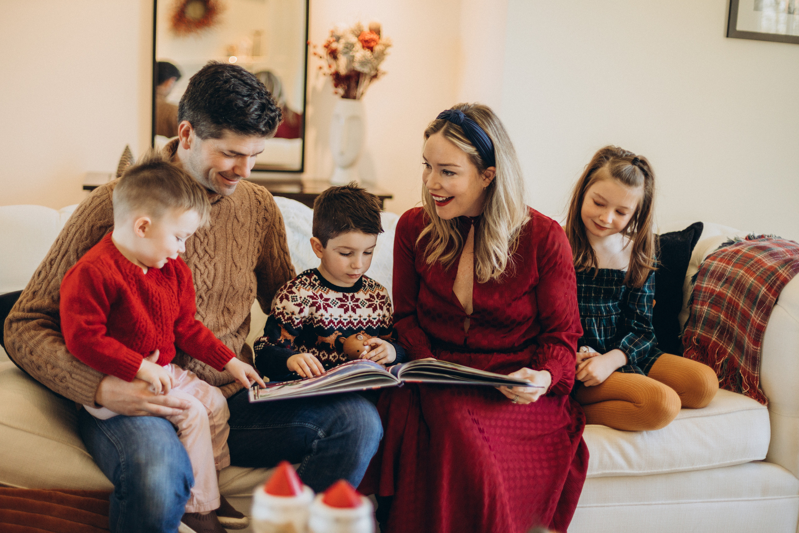 Christmas family time. Wedding Photographer Toronto