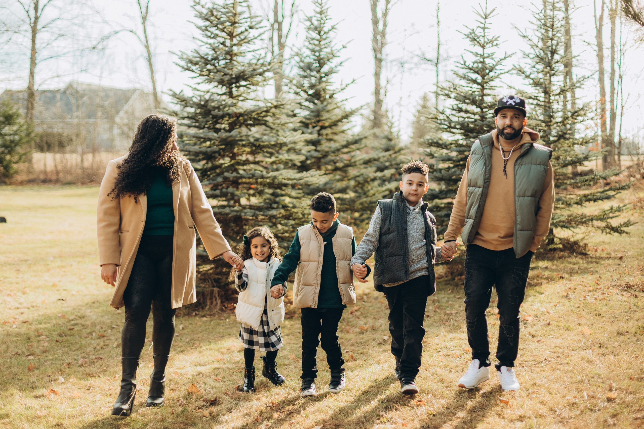 Christmas mini session. Wedding Photographer Toronto