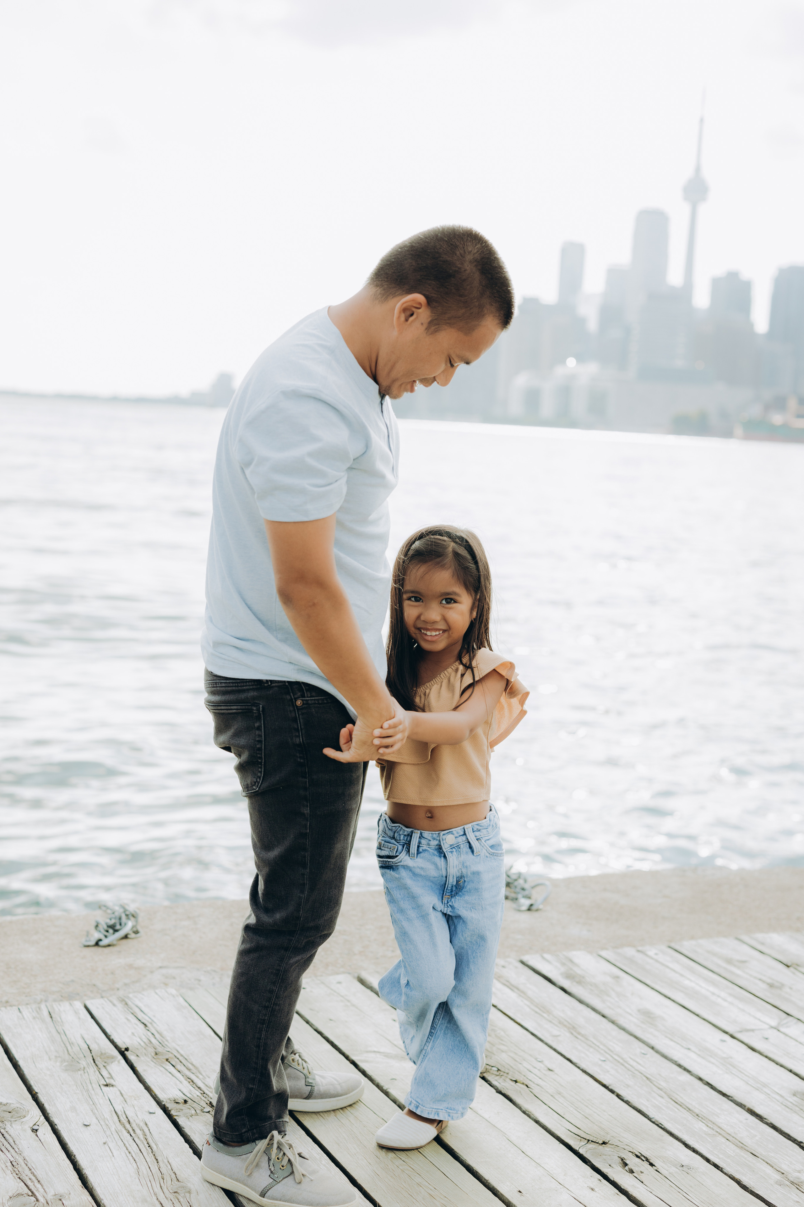 Family session in Toronto. Wedding Photographer Toronto