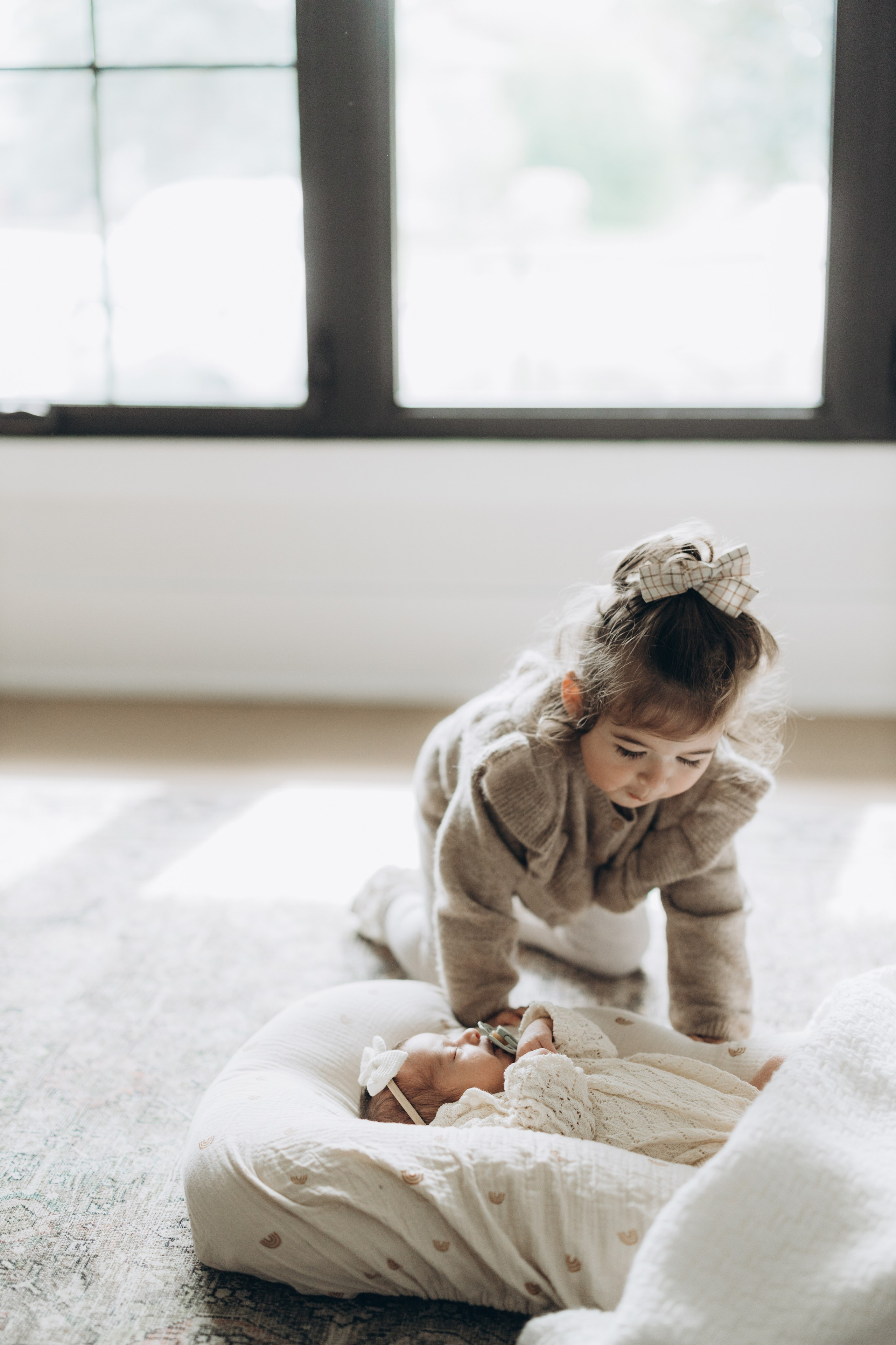 Newborn/family photo session. Wedding Photographer Toronto