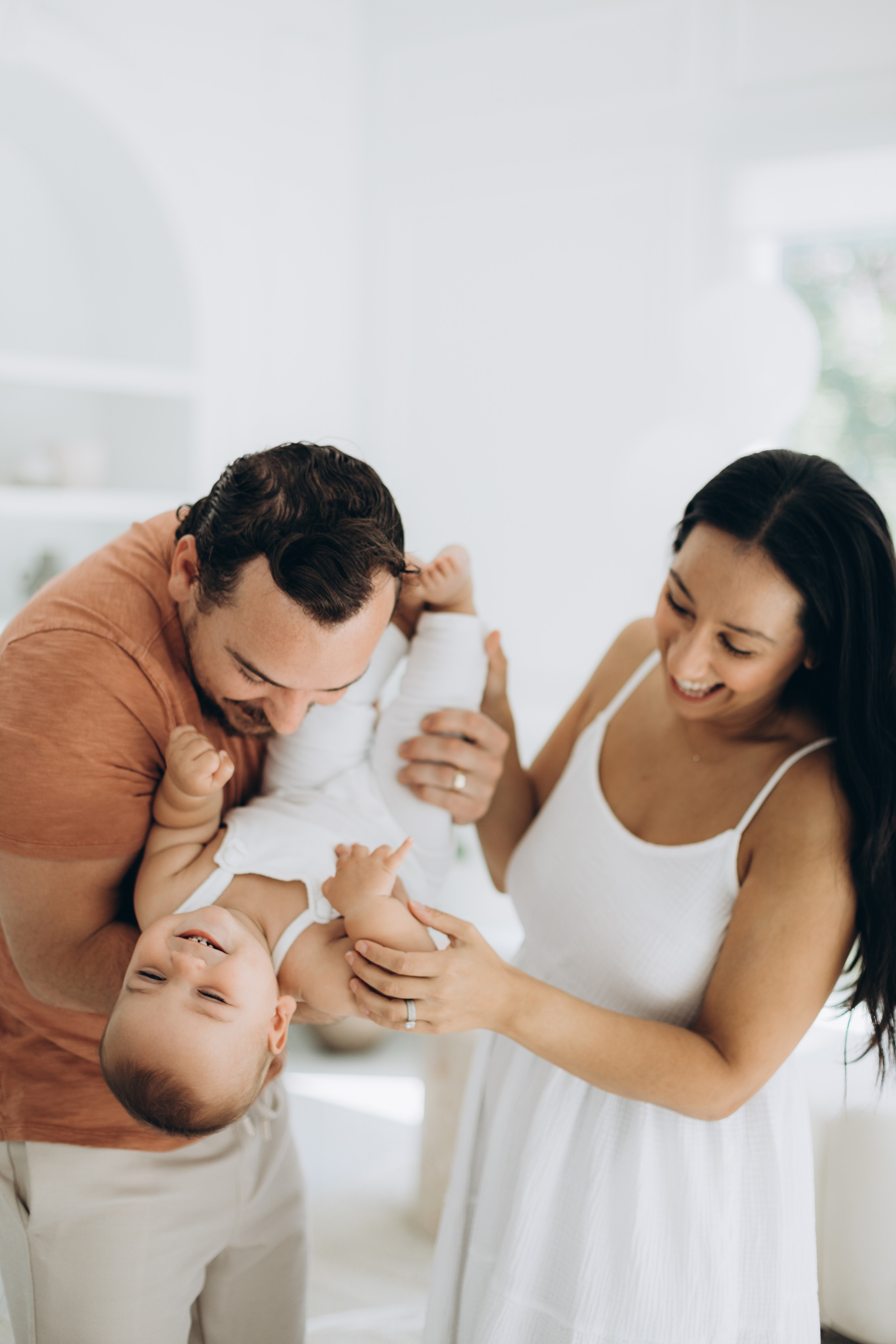 Cake smash. Wedding Photographer Toronto
