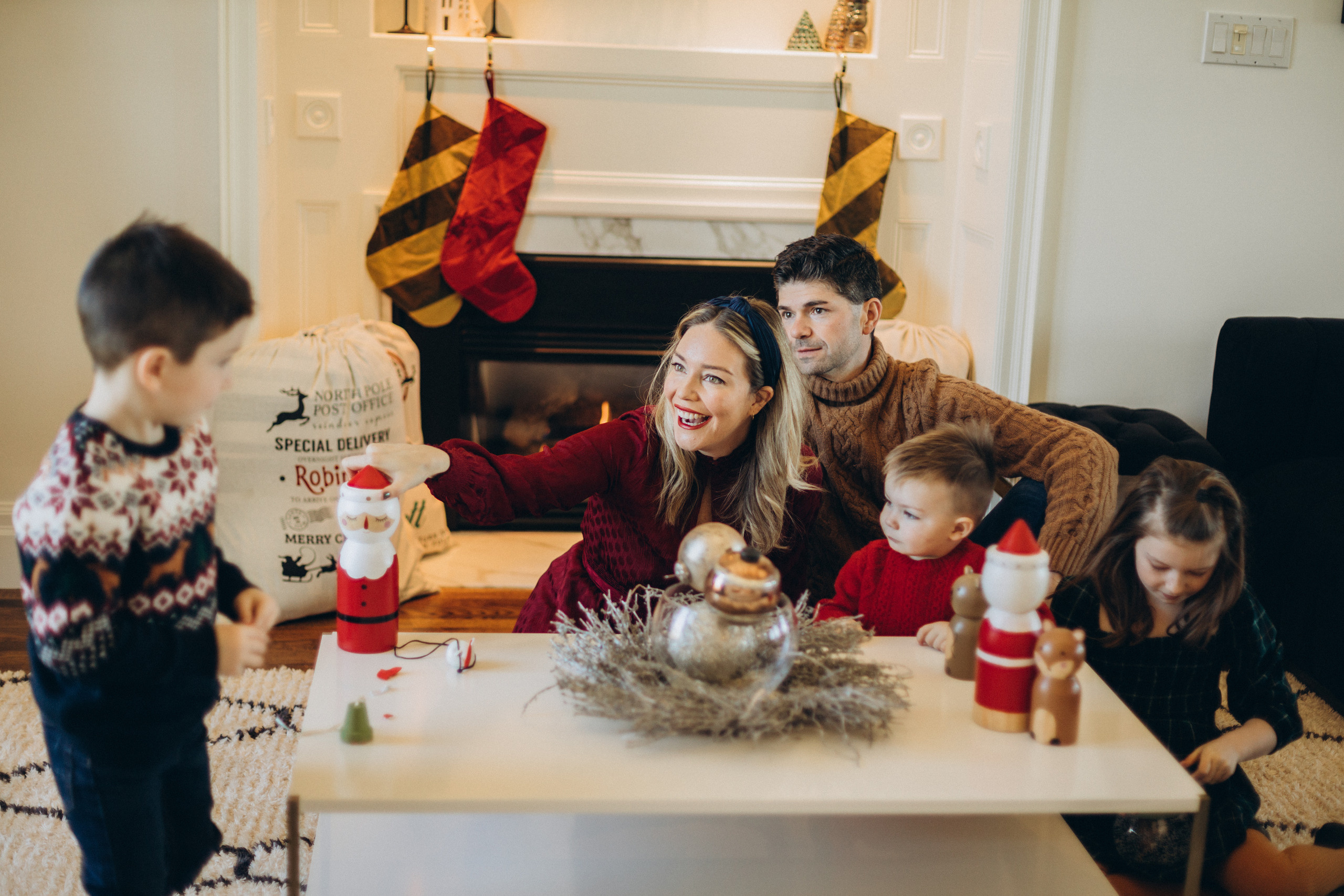 Christmas family time. Wedding Photographer Toronto