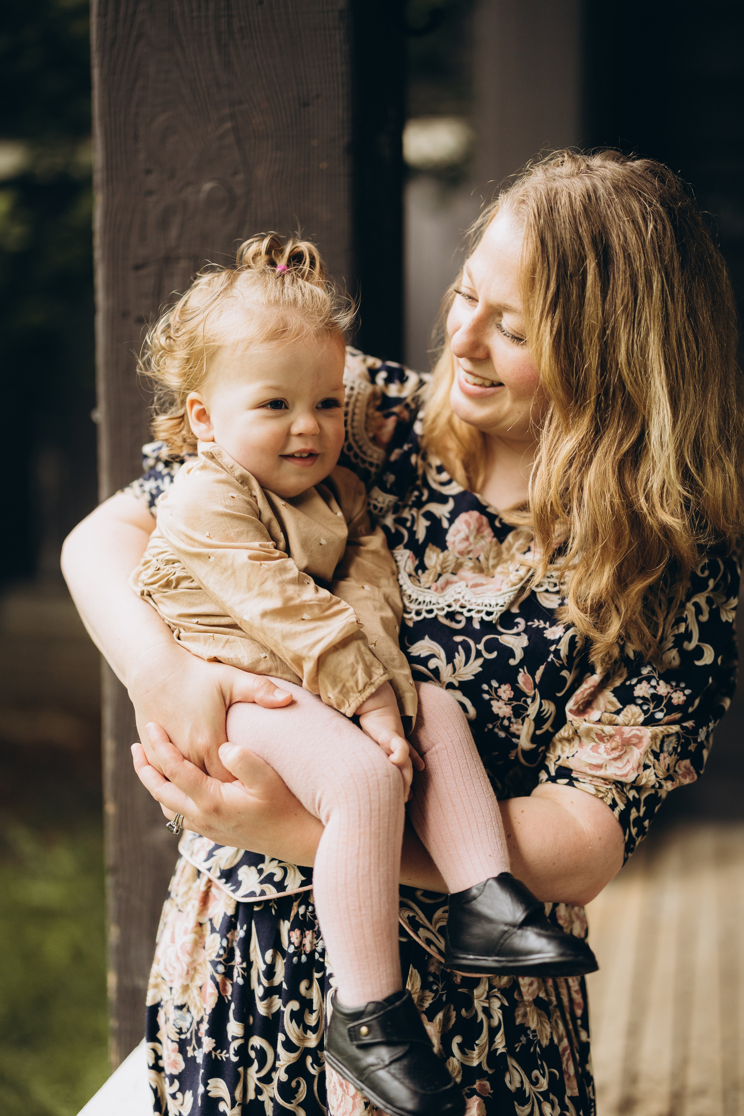 Under the rain. Wedding Photographer Toronto