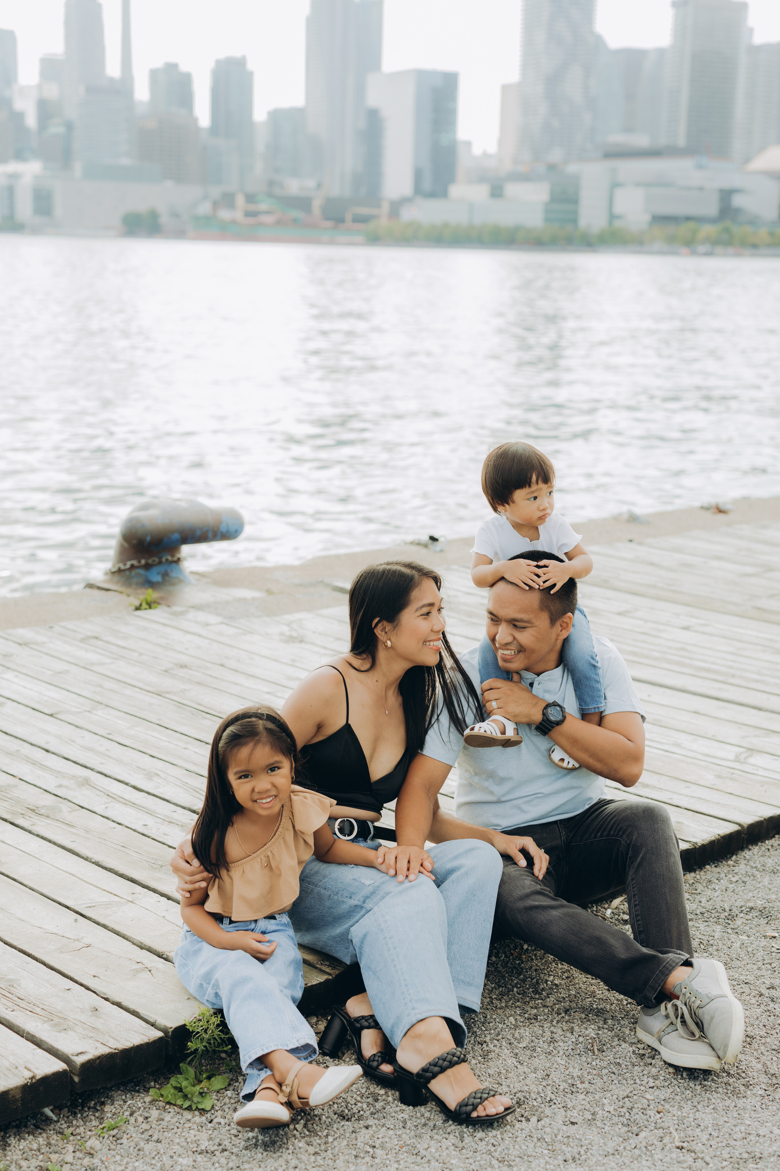 Family session in Toronto. Wedding Photographer Toronto