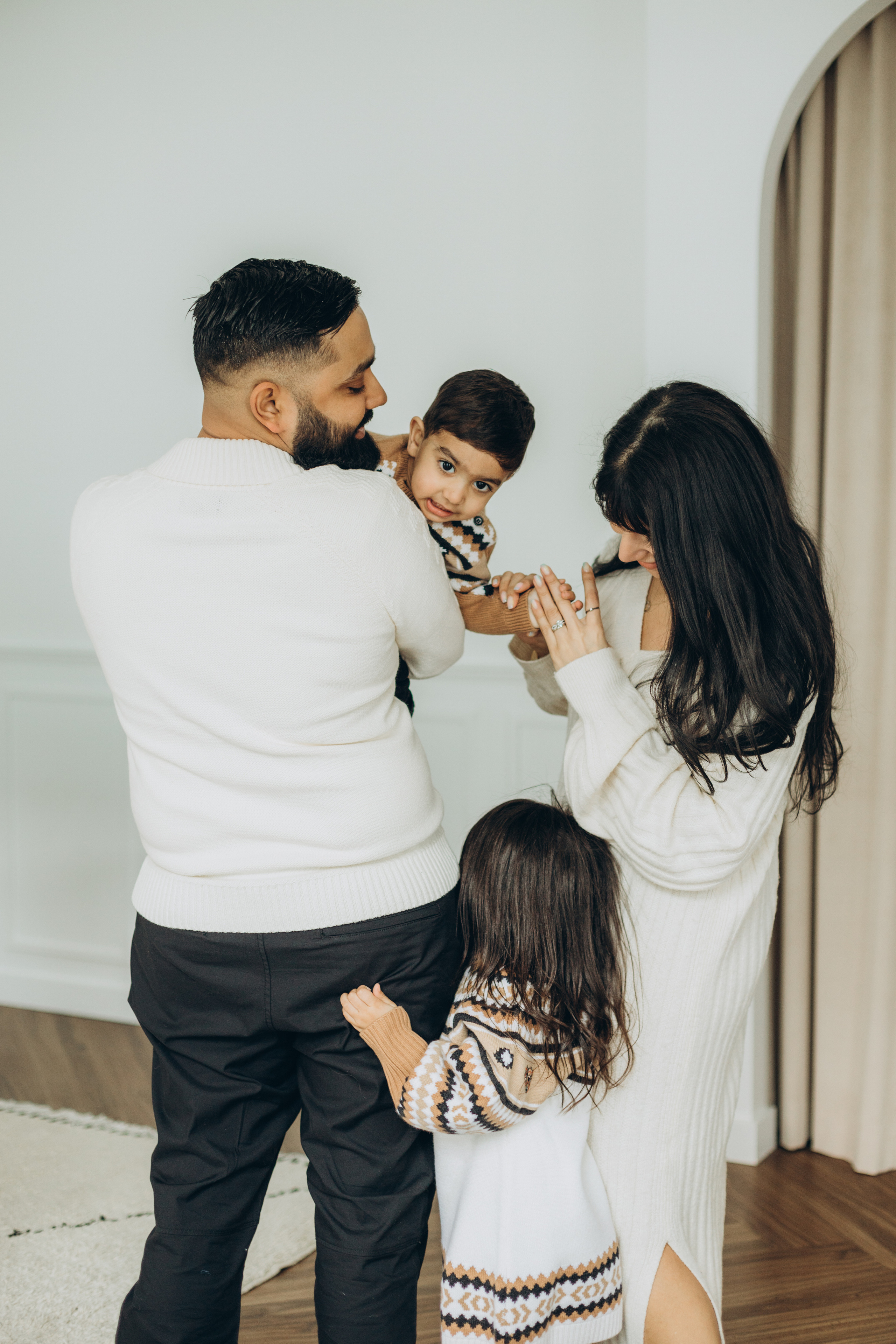 Family session. Wedding Photographer Toronto