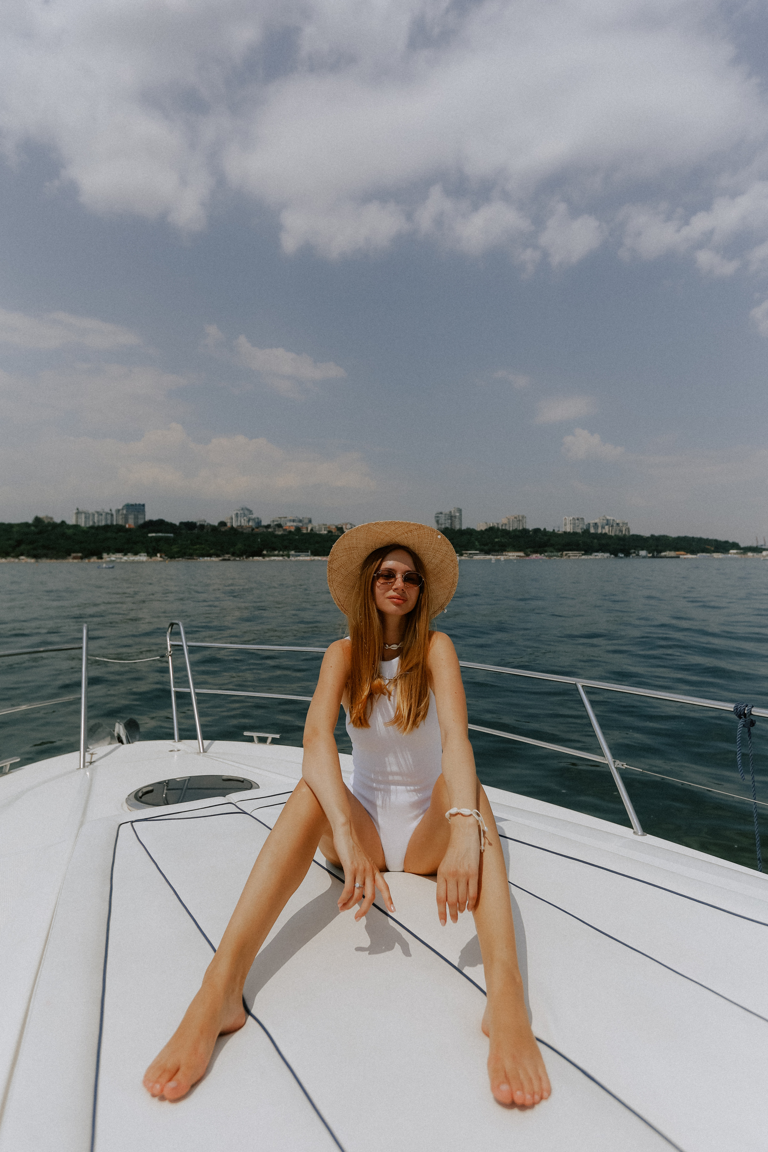 Yacht party. Wedding Photographer Toronto