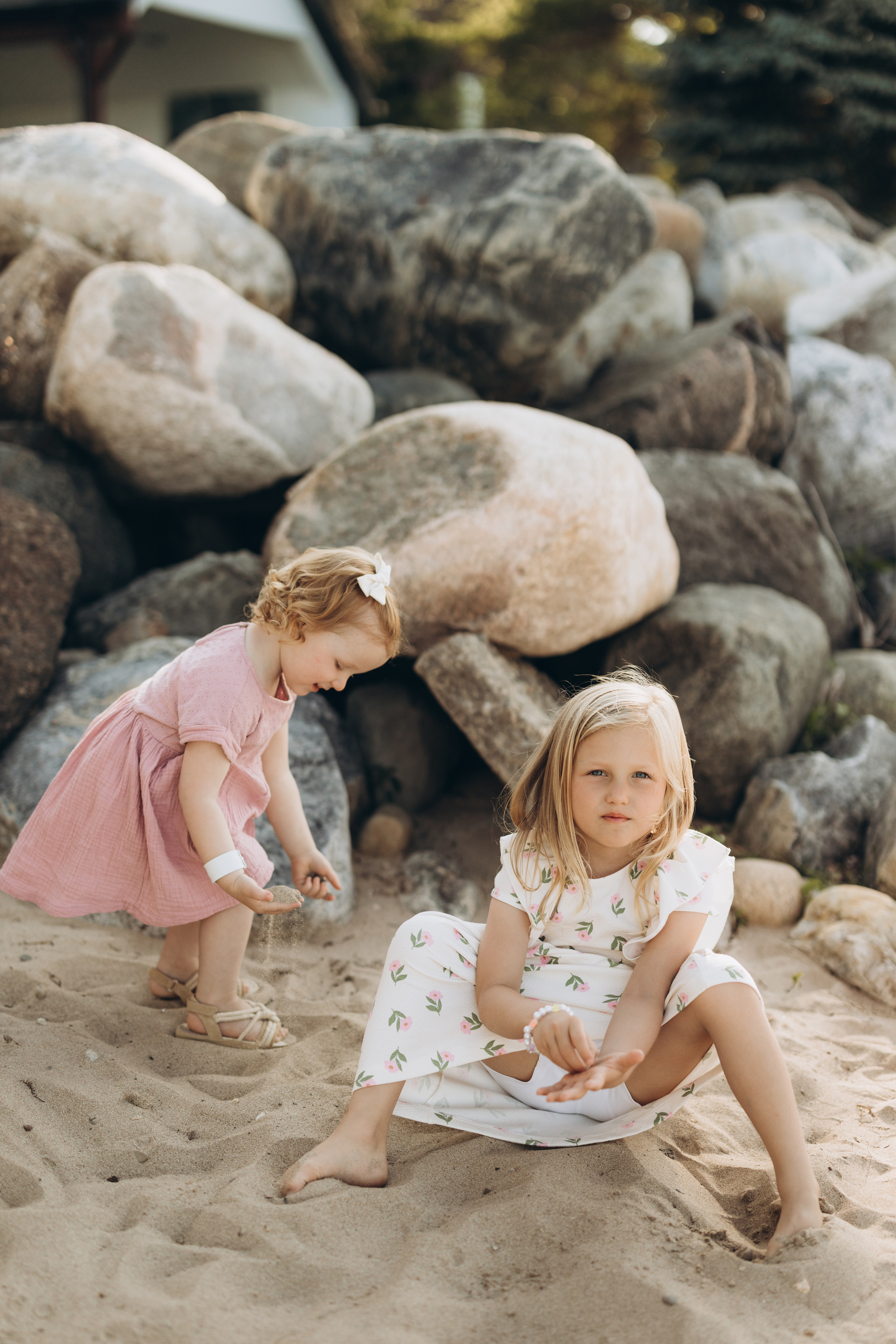 Family time. Wedding Photographer Toronto