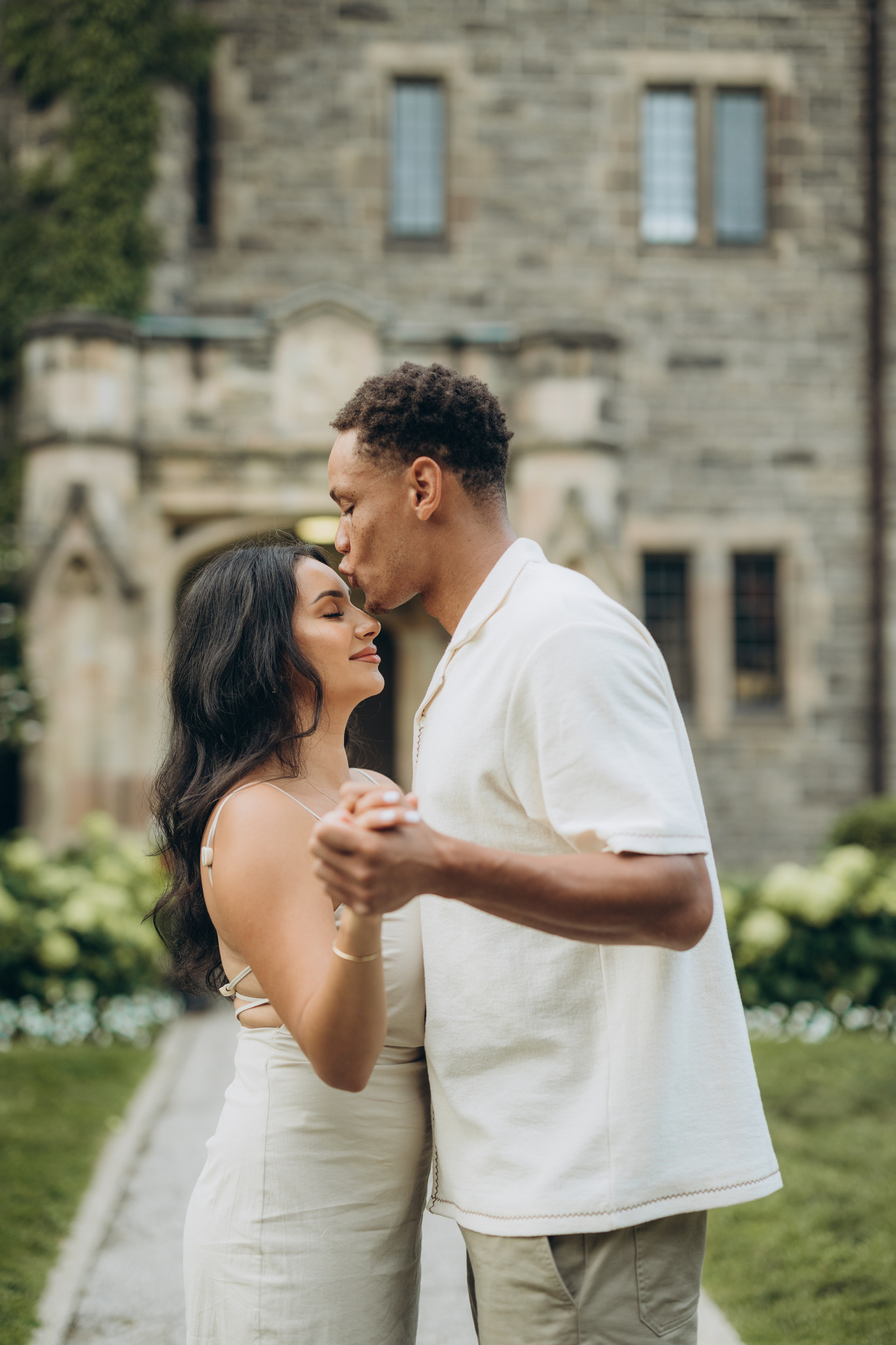 Engagement session. Wedding Photographer Toronto
