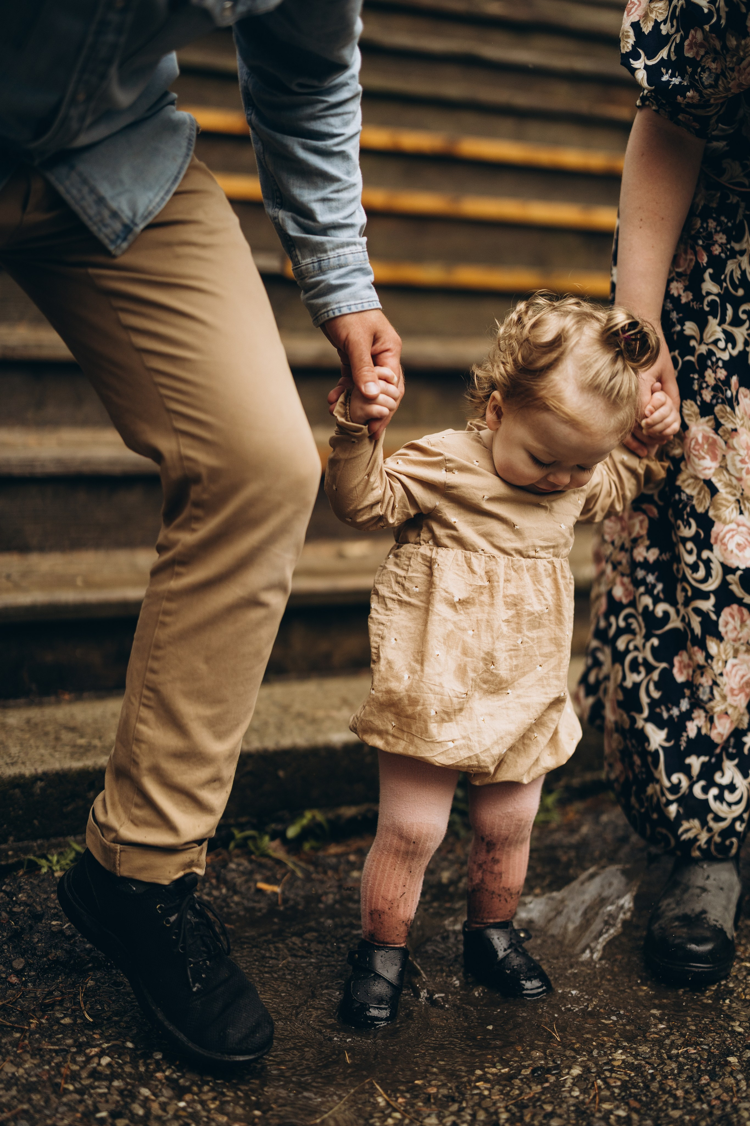Under the rain. Wedding Photographer Toronto