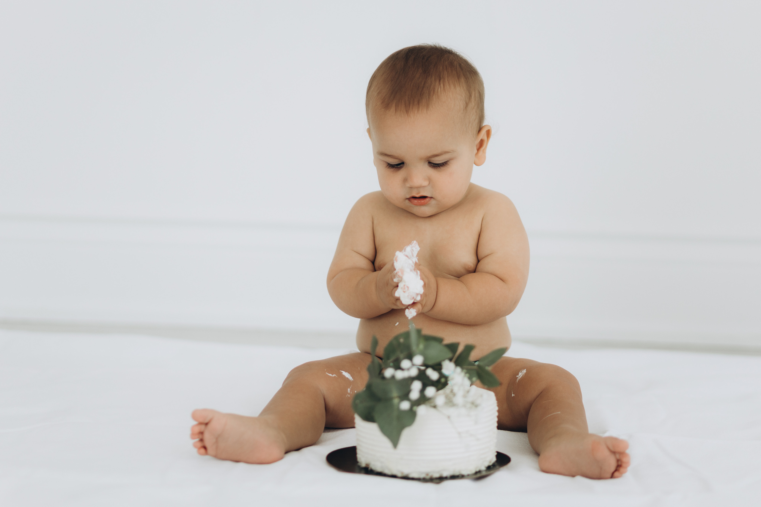 Cake smash. Wedding Photographer Toronto