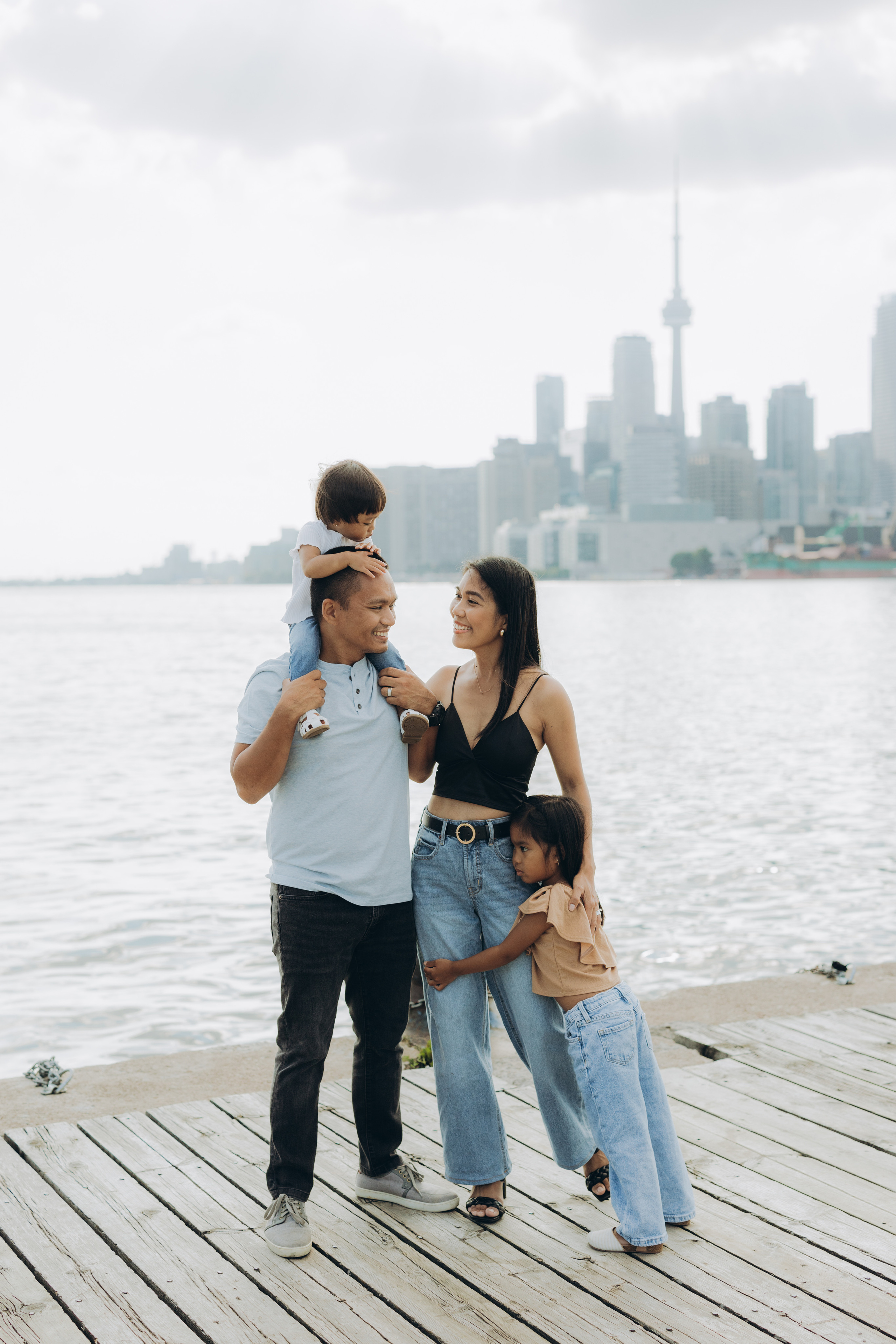 Family session in Toronto. Wedding Photographer Toronto