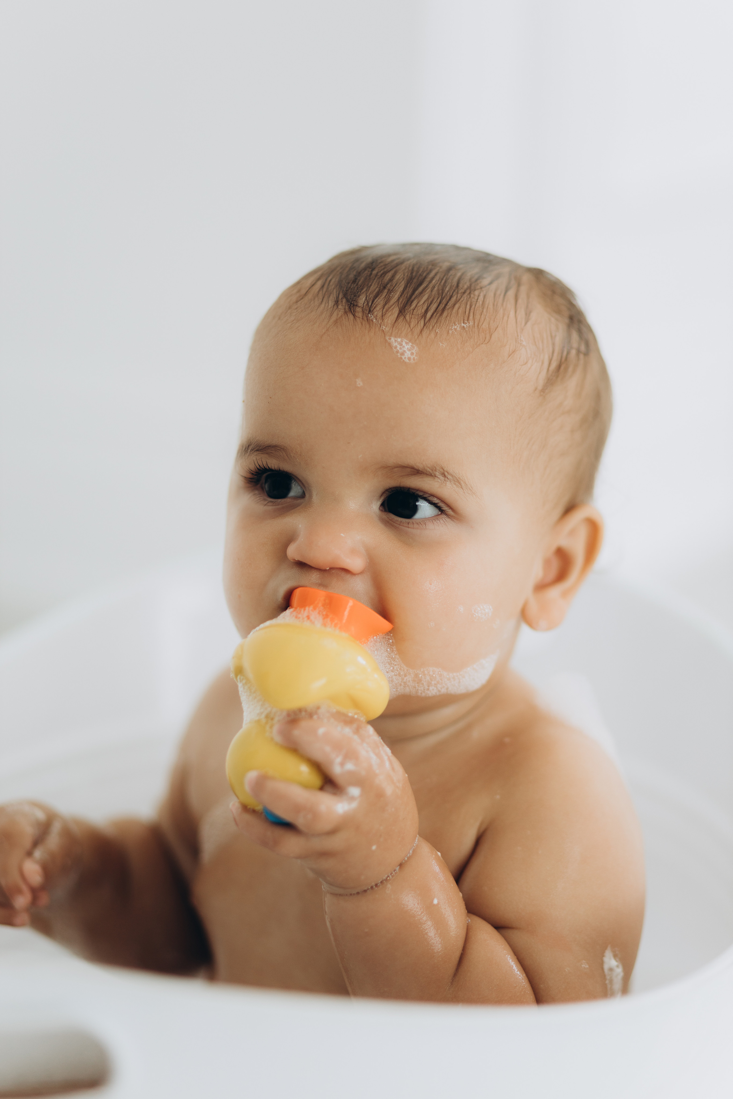 Cake smash. Wedding Photographer Toronto