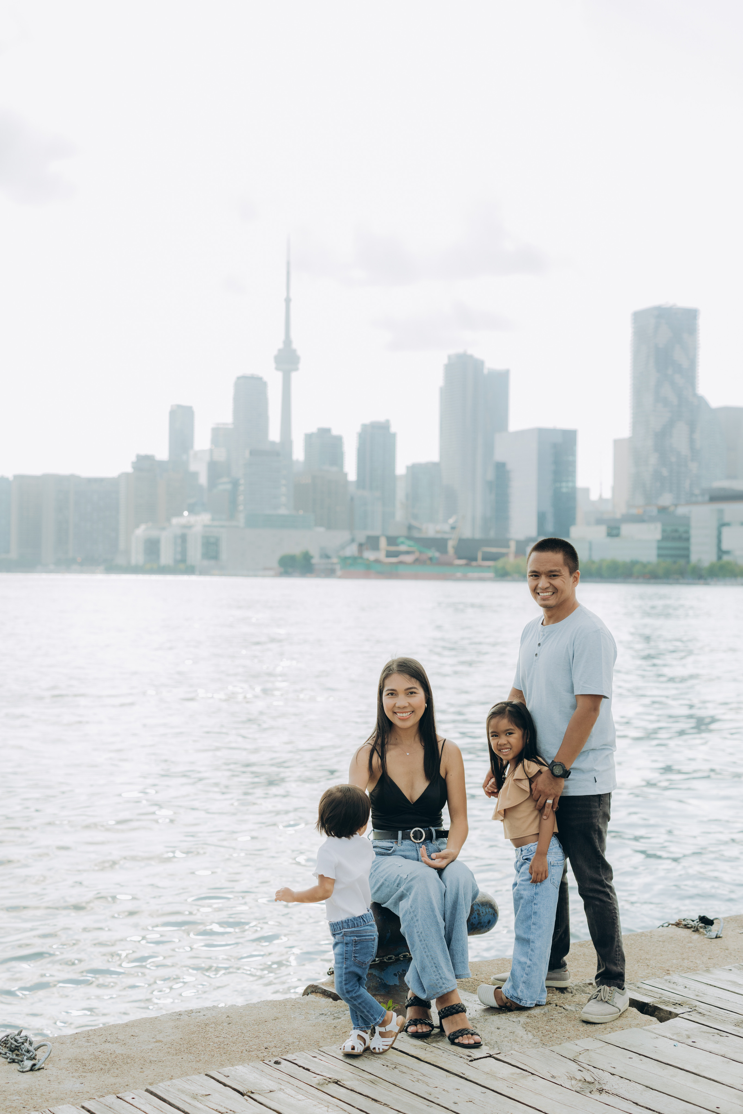 Family session in Toronto. Wedding Photographer Toronto