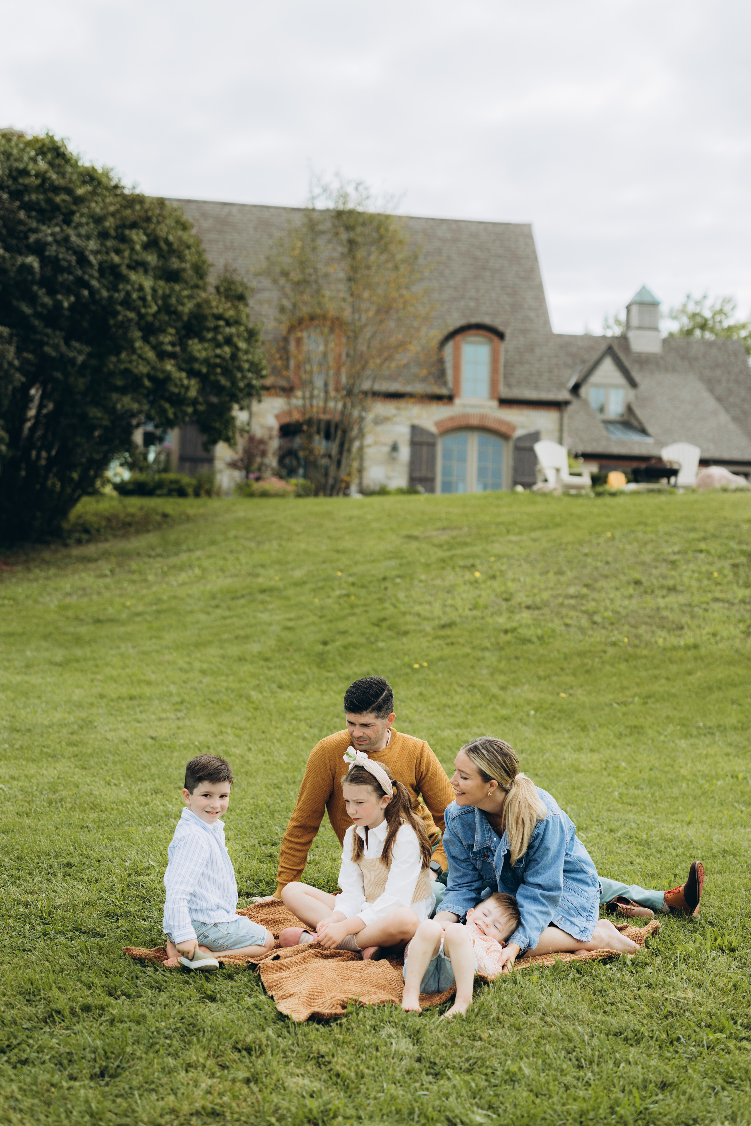 Fall family session. Wedding Photographer Toronto
