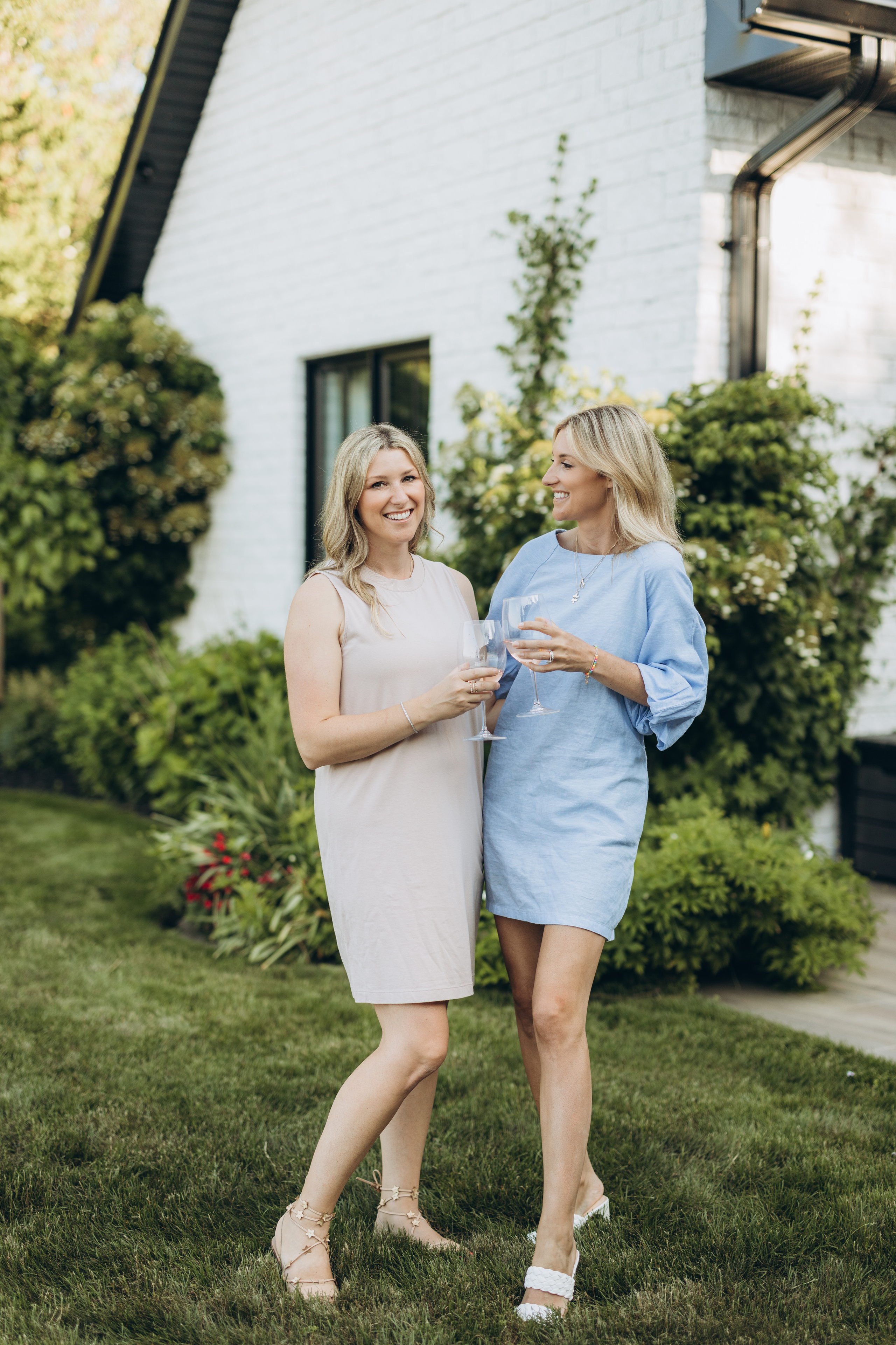 Family time. Wedding Photographer Toronto
