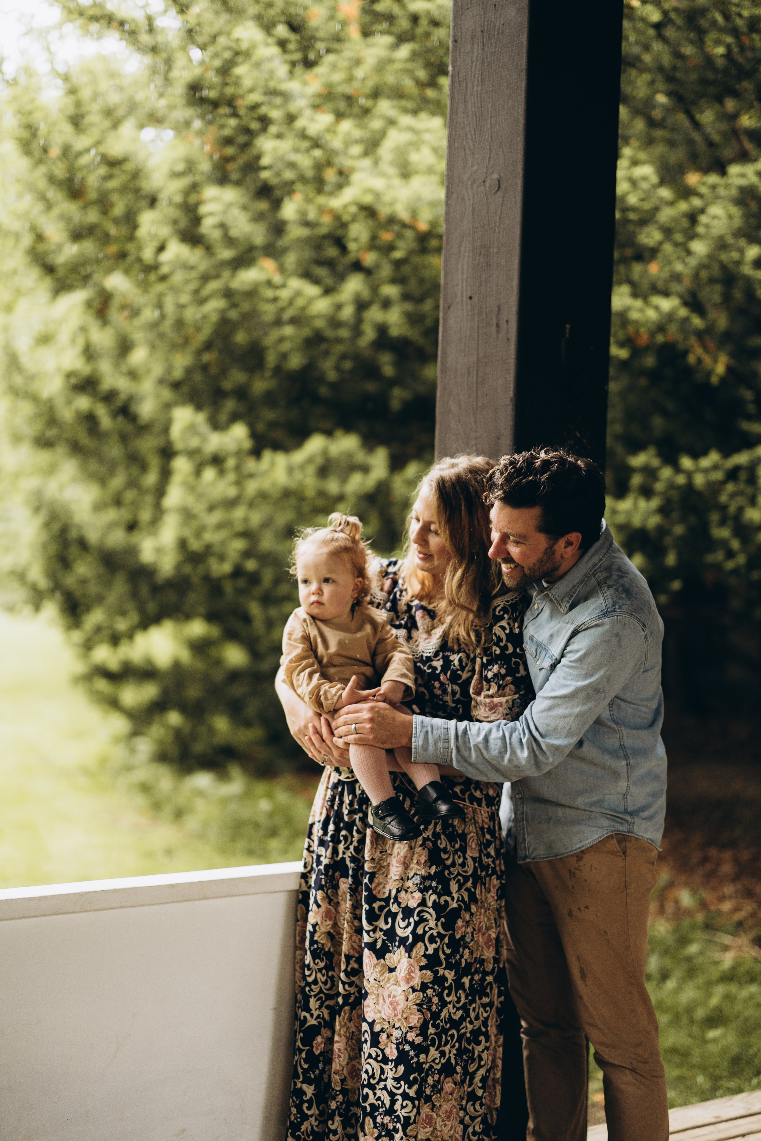 Under the rain. Wedding Photographer Toronto