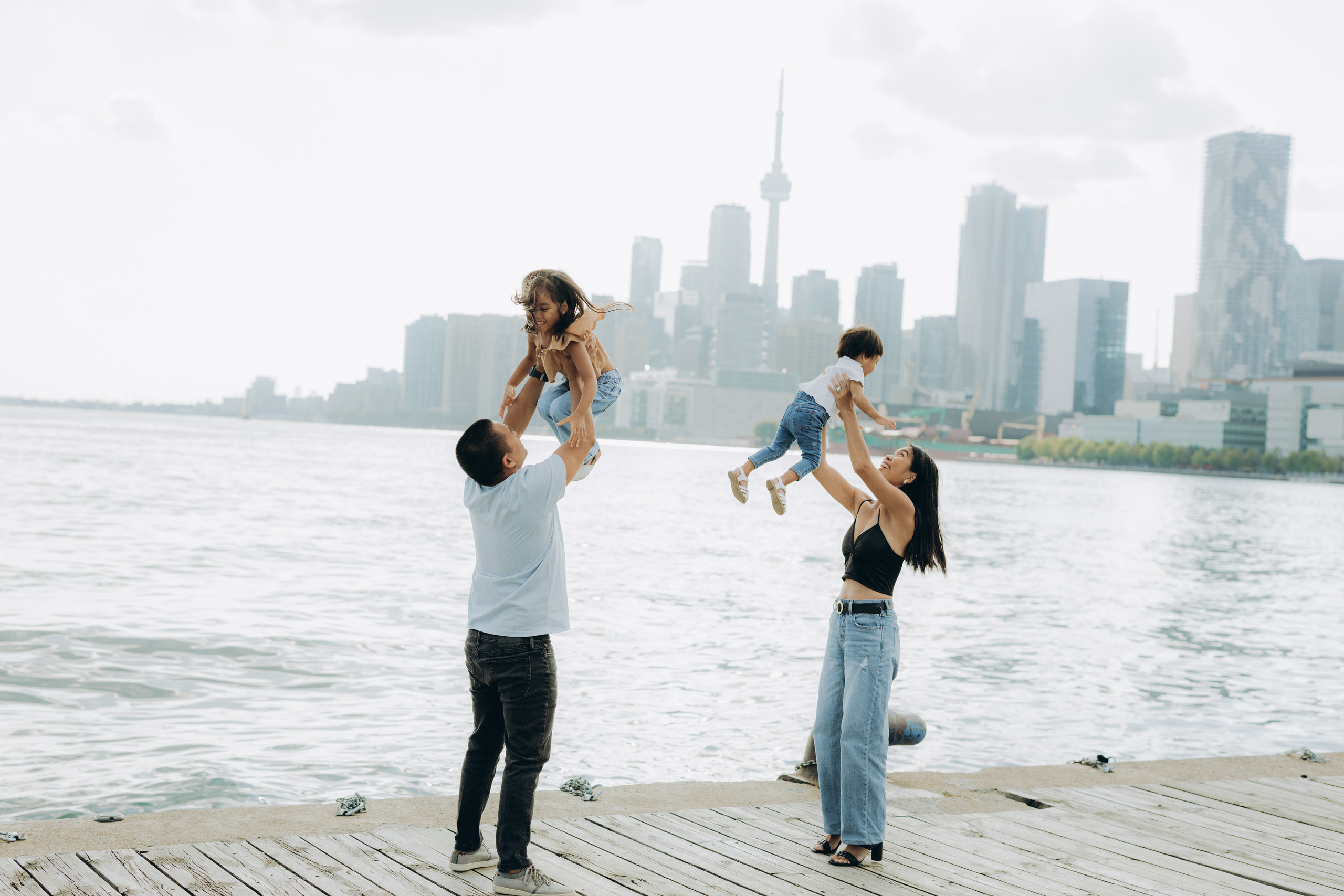 Family session in Toronto. Wedding Photographer Toronto