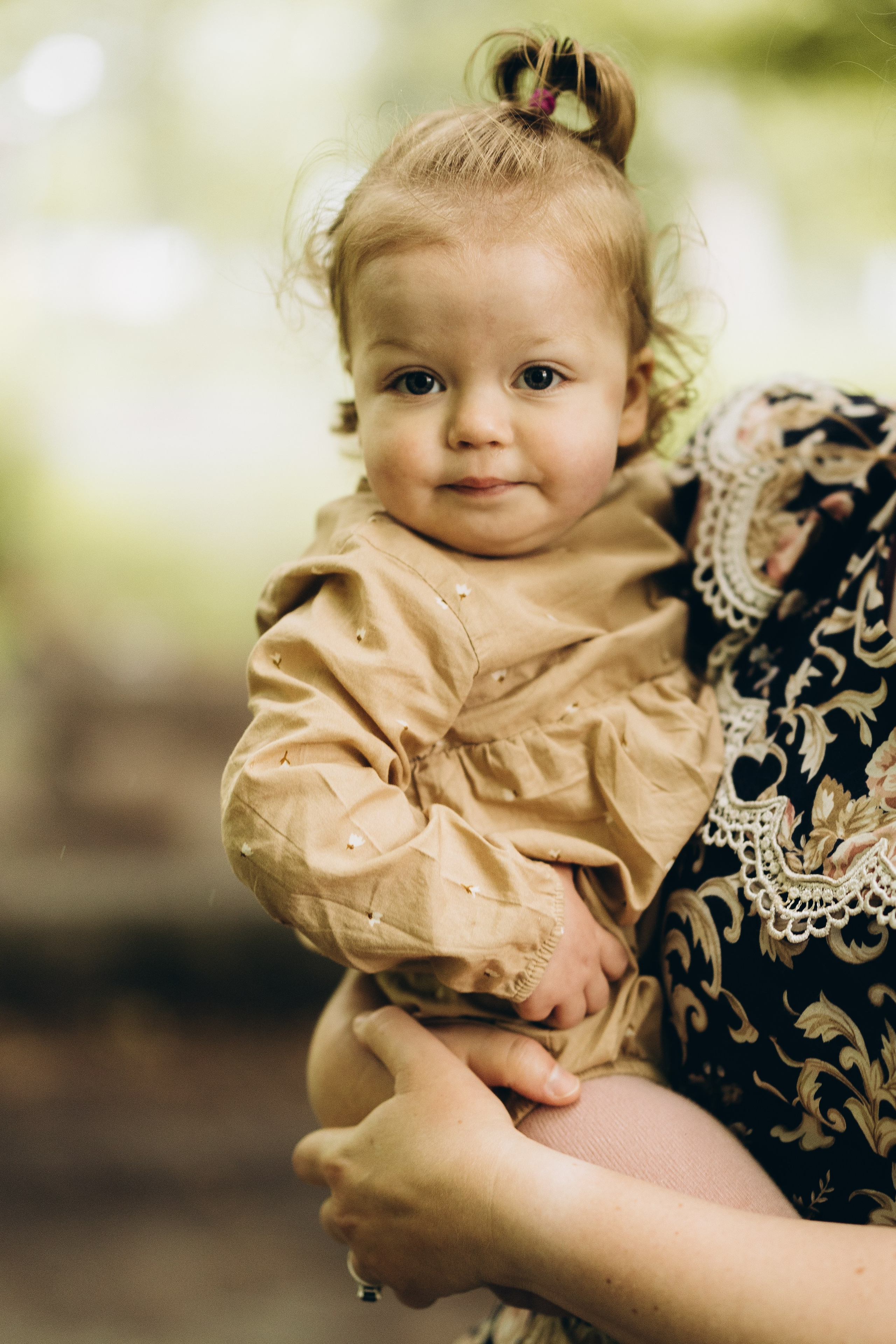 Under the rain. Wedding Photographer Toronto