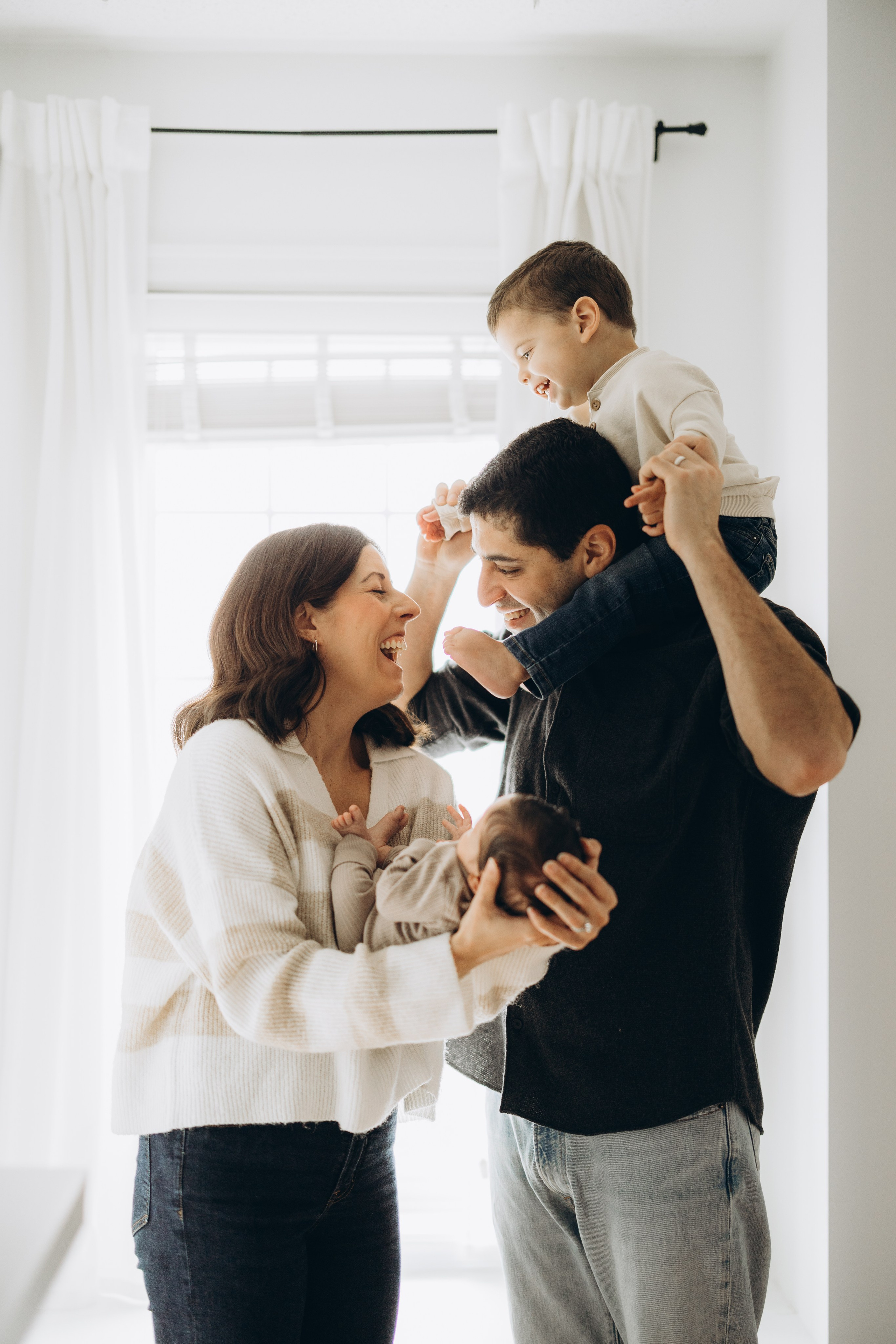 Family session. Wedding Photographer Toronto