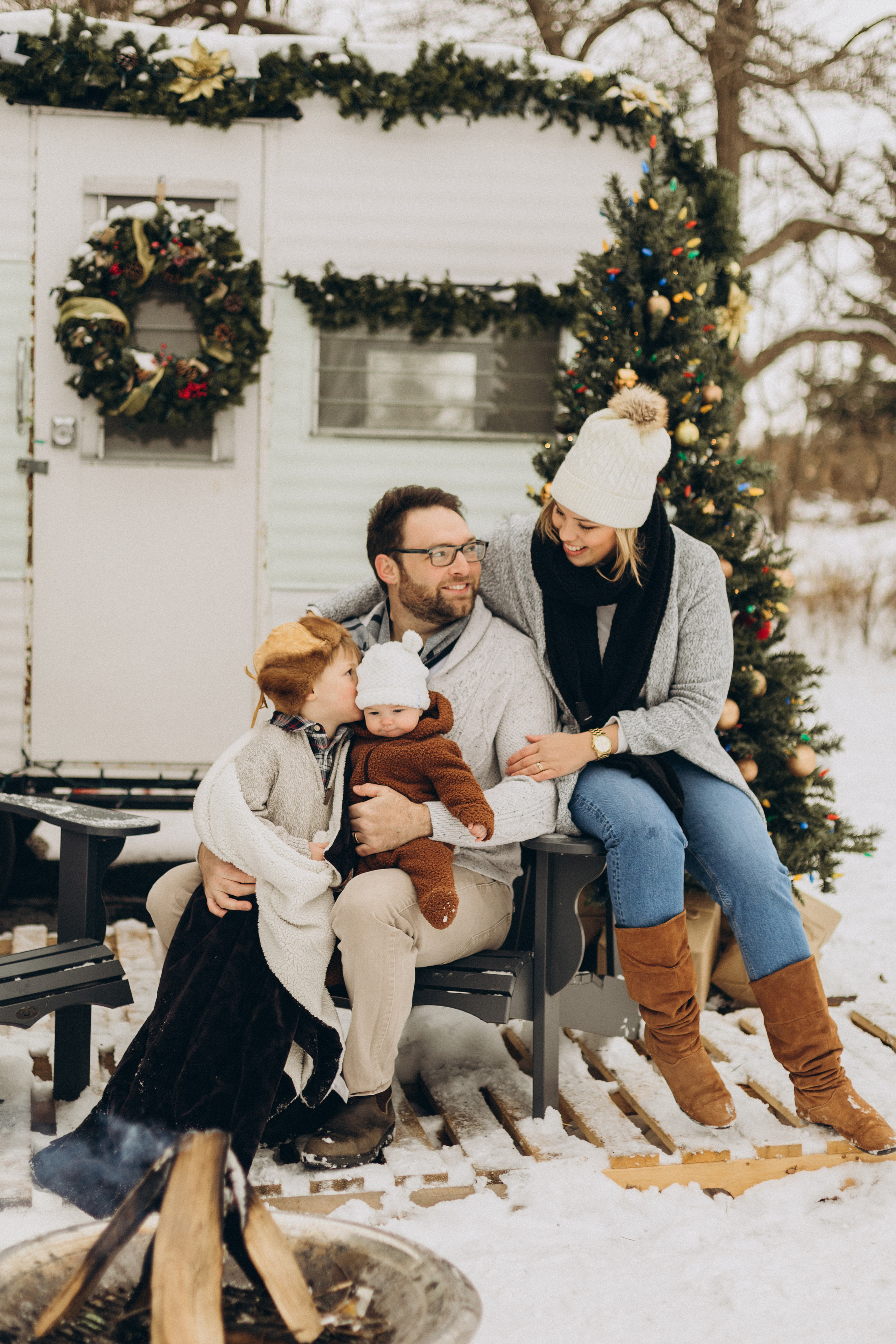 Family time. Wedding Photographer Toronto