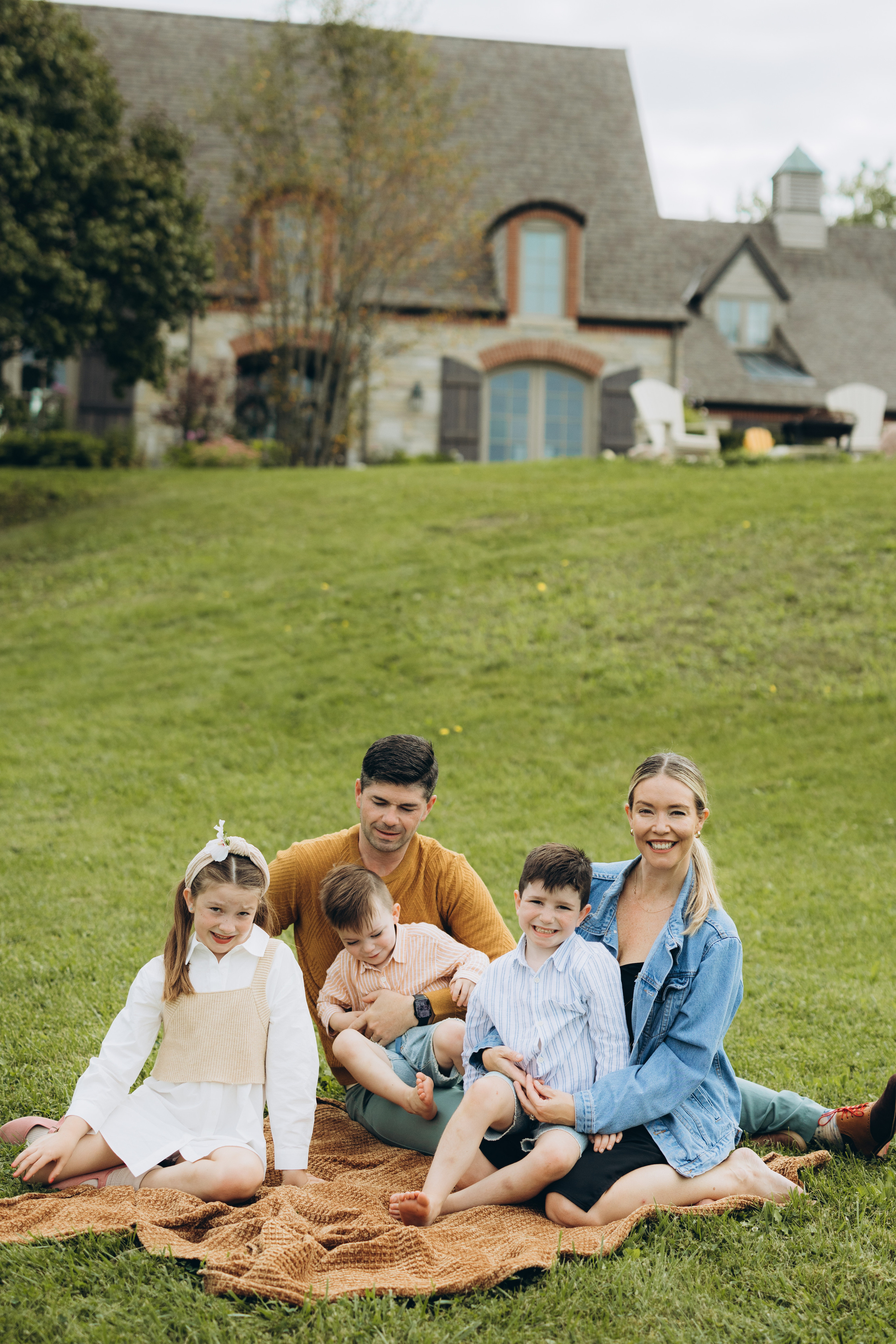 Fall family session. Wedding Photographer Toronto