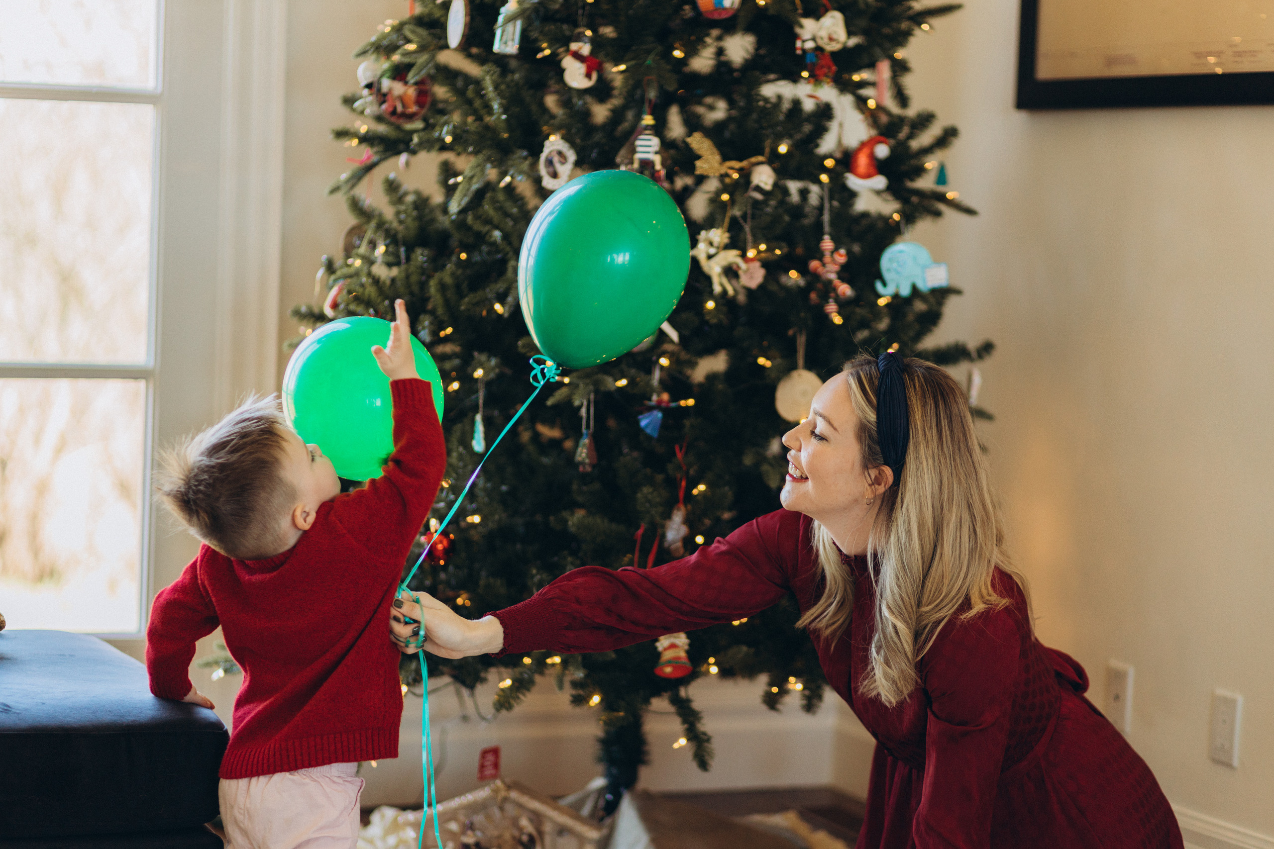 Christmas family time. Wedding Photographer Toronto