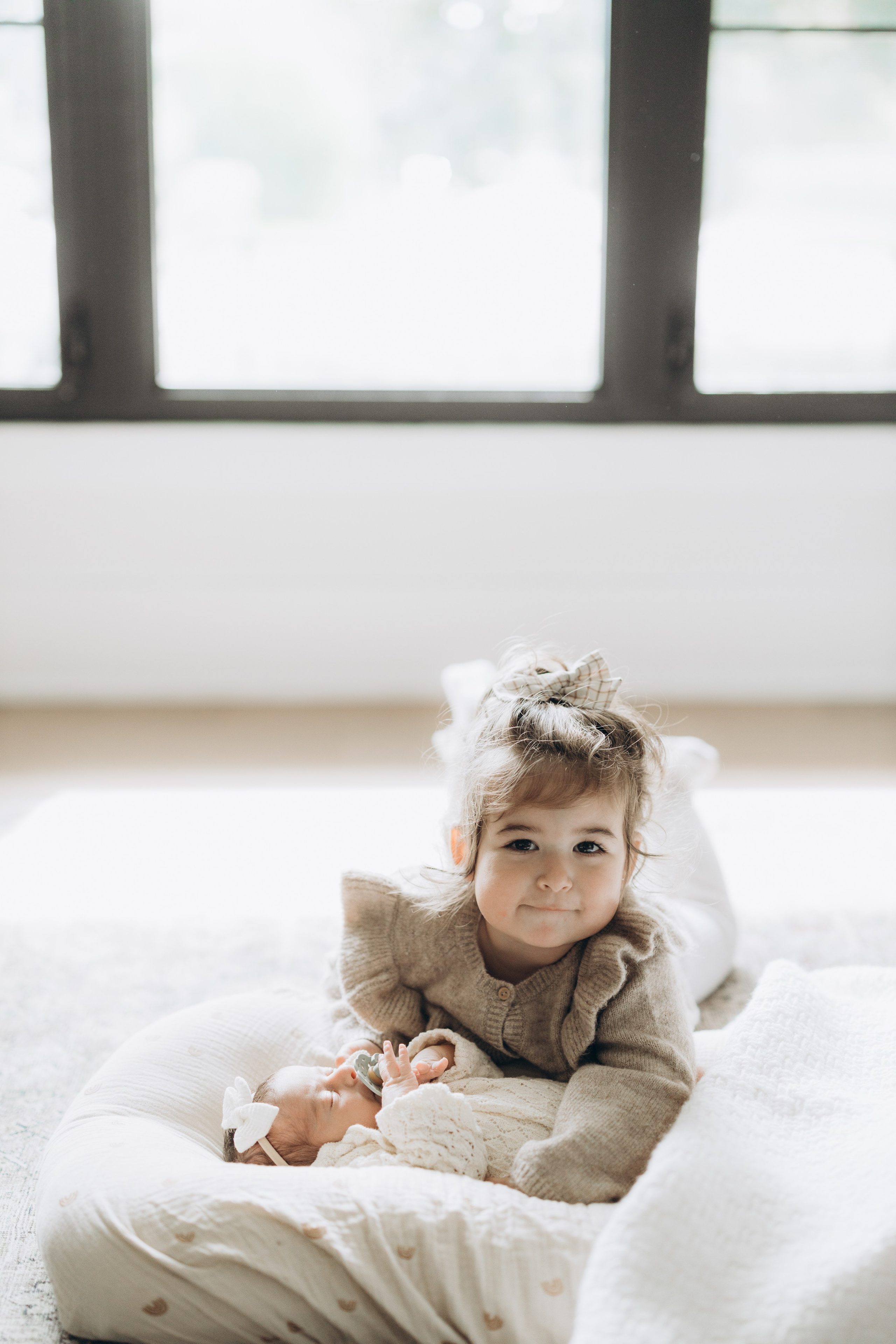 Newborn/family photo session. Wedding Photographer Toronto