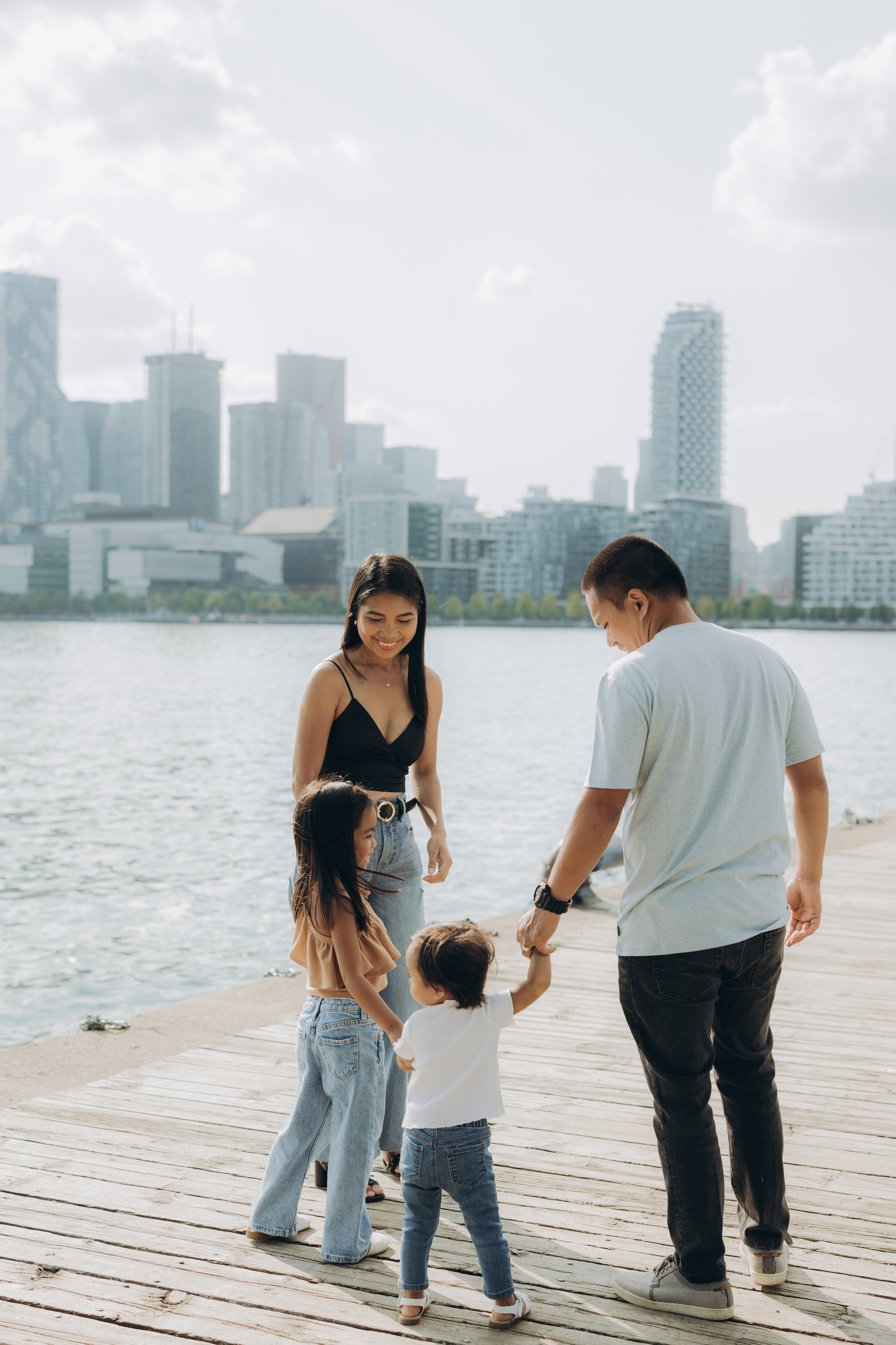 Family session in Toronto. Wedding Photographer Toronto