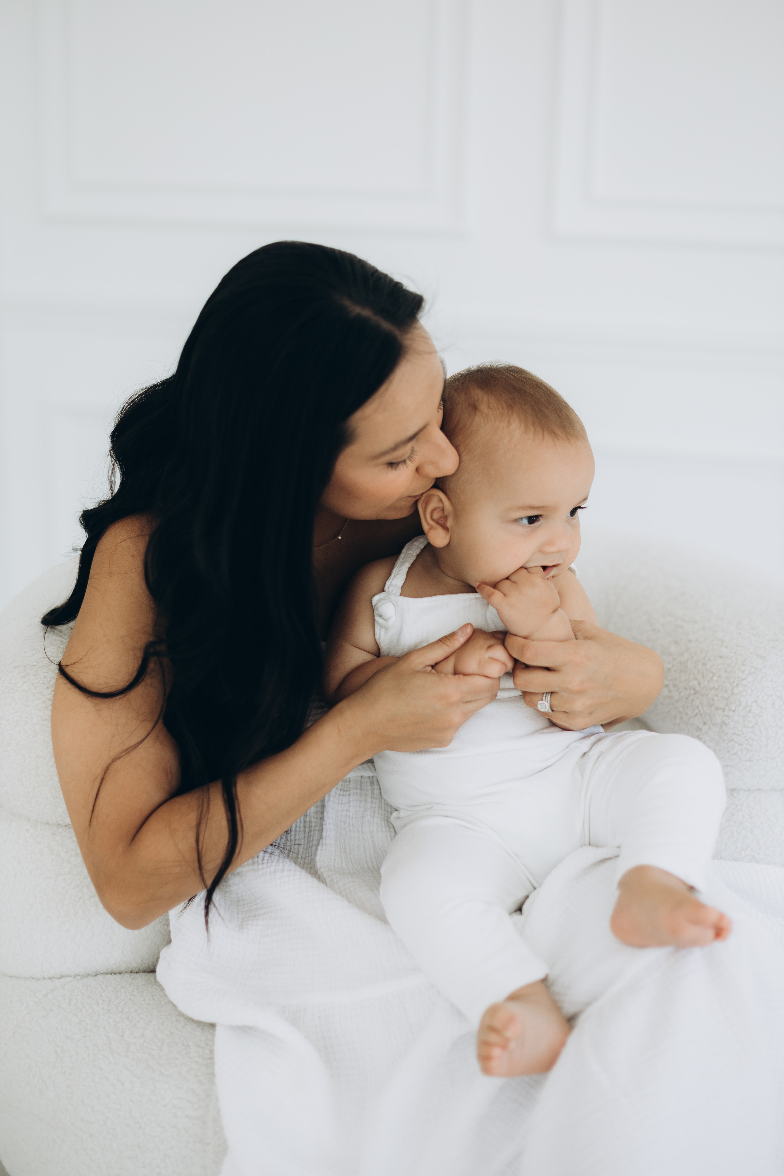 Cake smash. Wedding Photographer Toronto