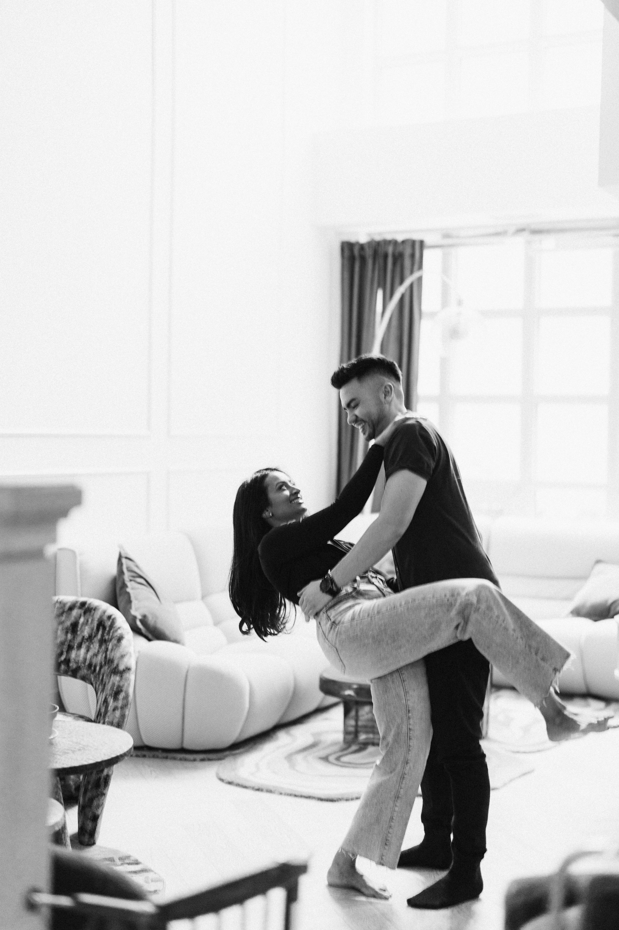 Love at home!. Wedding Photographer Toronto