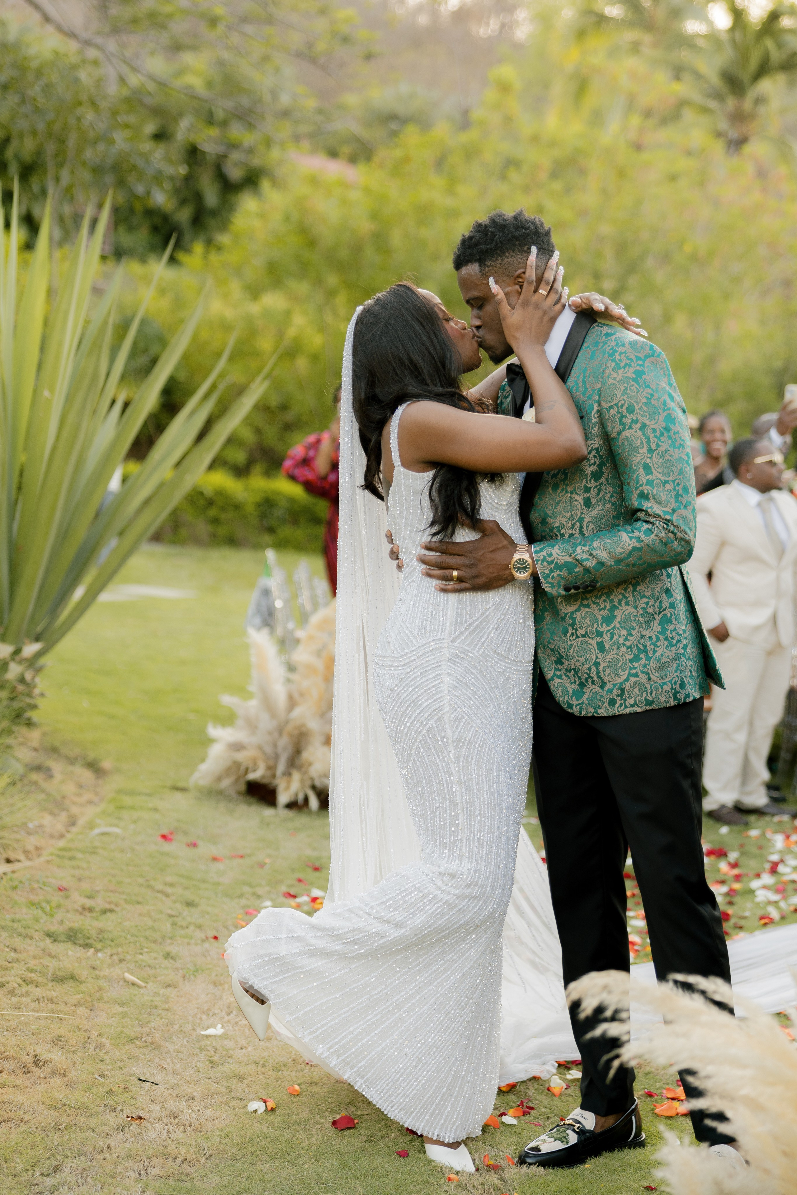 Ashley&Matt (Costa Rica). Wedding Photographer Toronto