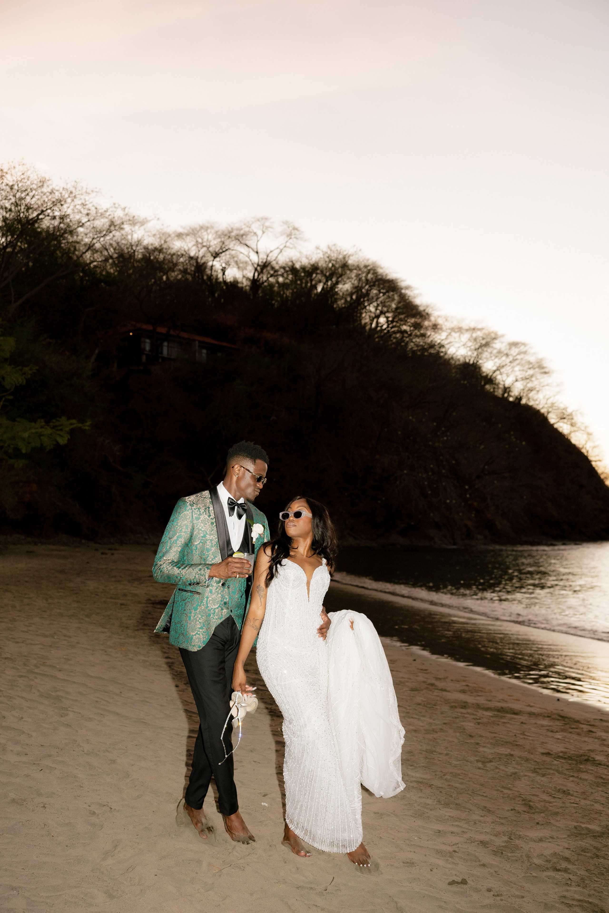 Ashley&Matt (Costa Rica). Wedding Photographer Toronto