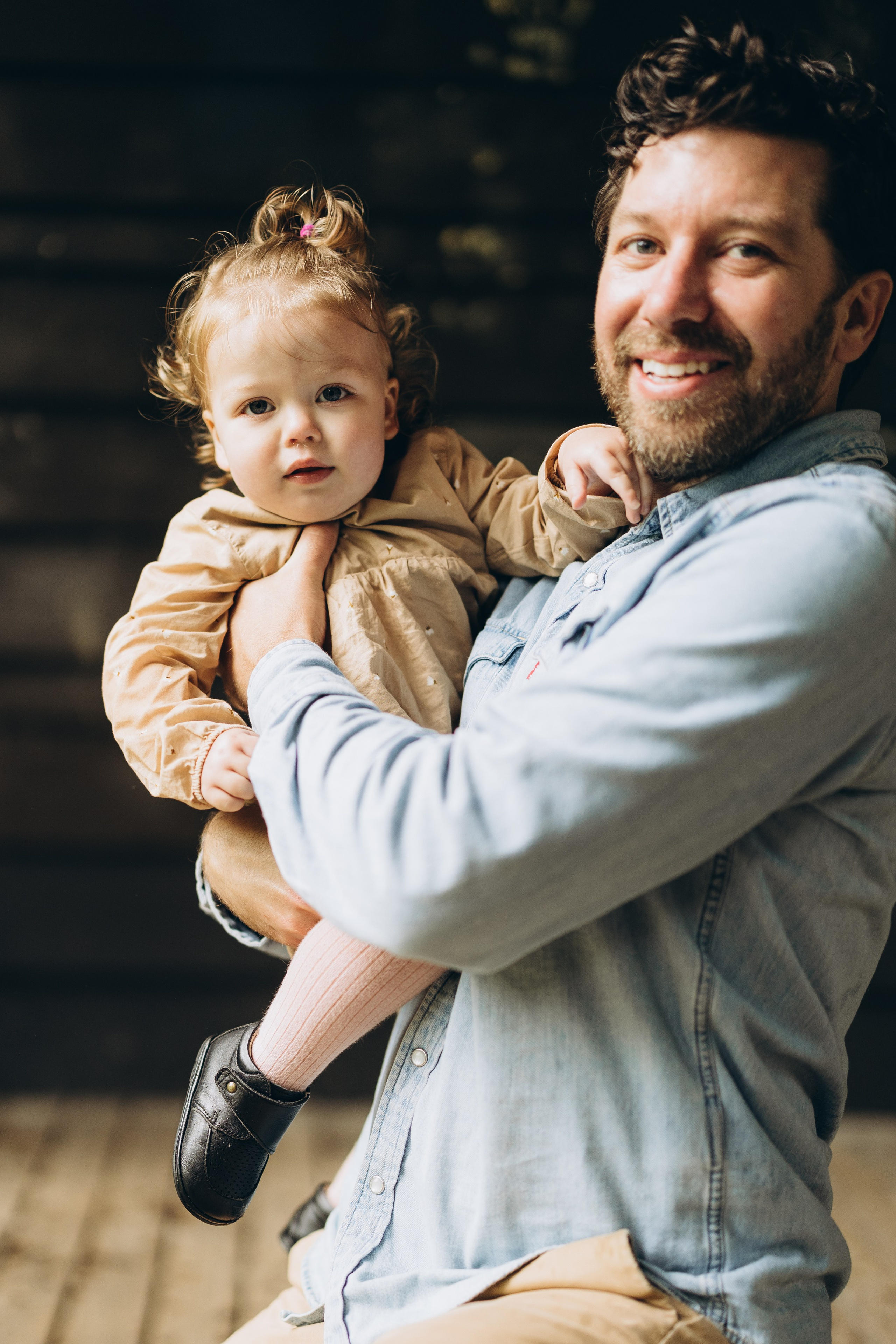 Under the rain. Wedding Photographer Toronto