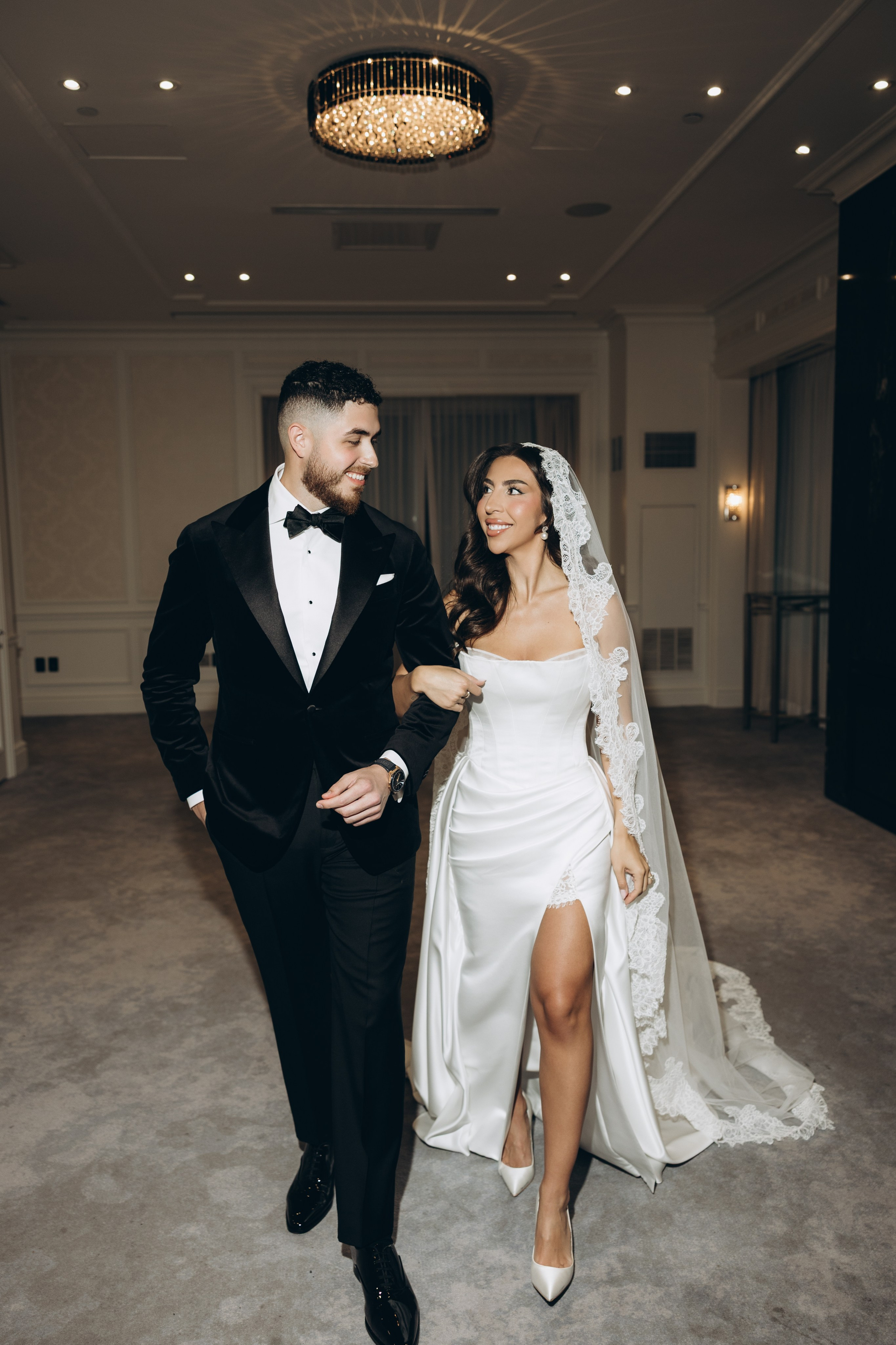 E&J Canoe. Wedding Photographer Toronto