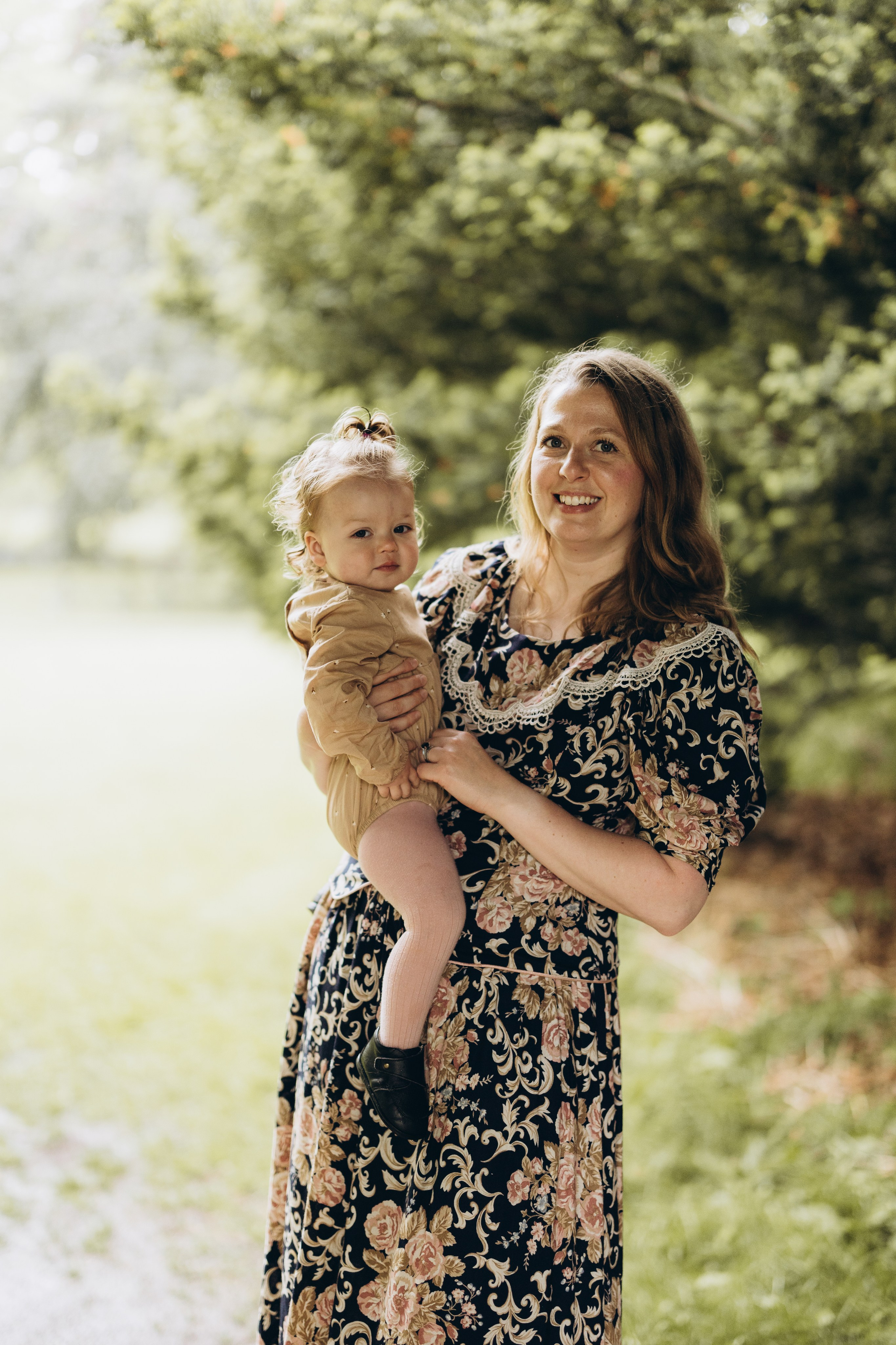 Under the rain. Wedding Photographer Toronto