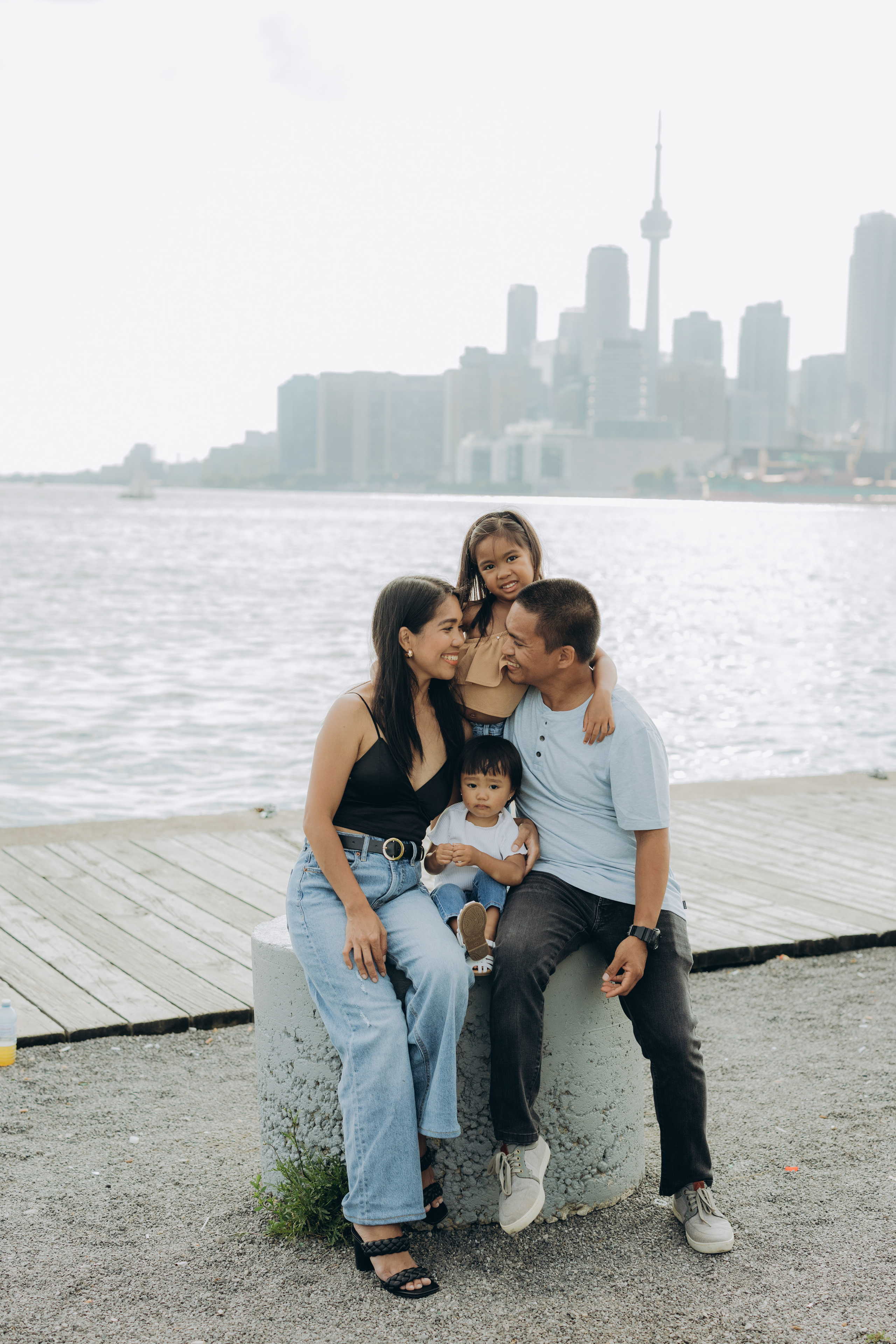 Family session in Toronto. Wedding Photographer Toronto