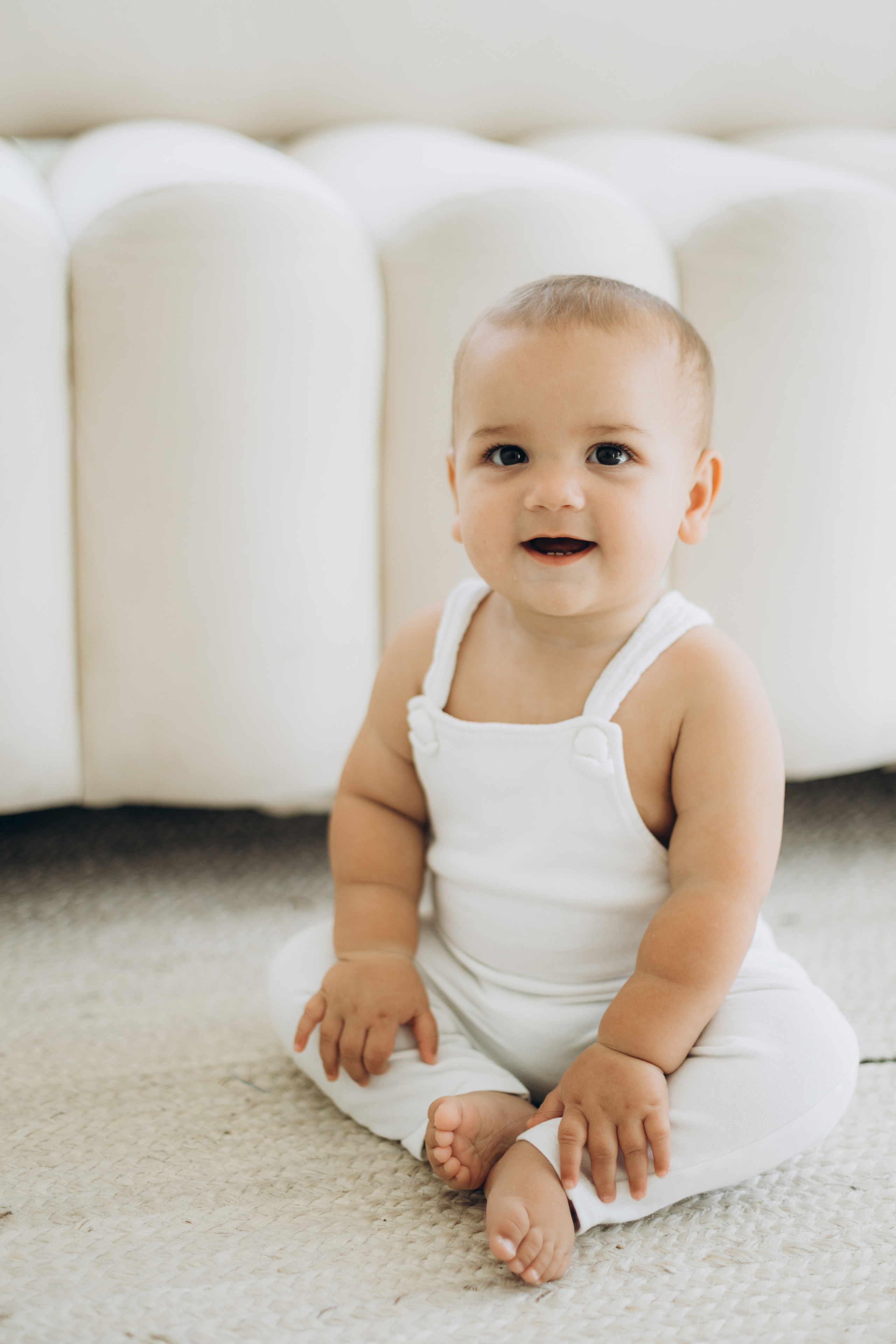 Cake smash. Wedding Photographer Toronto