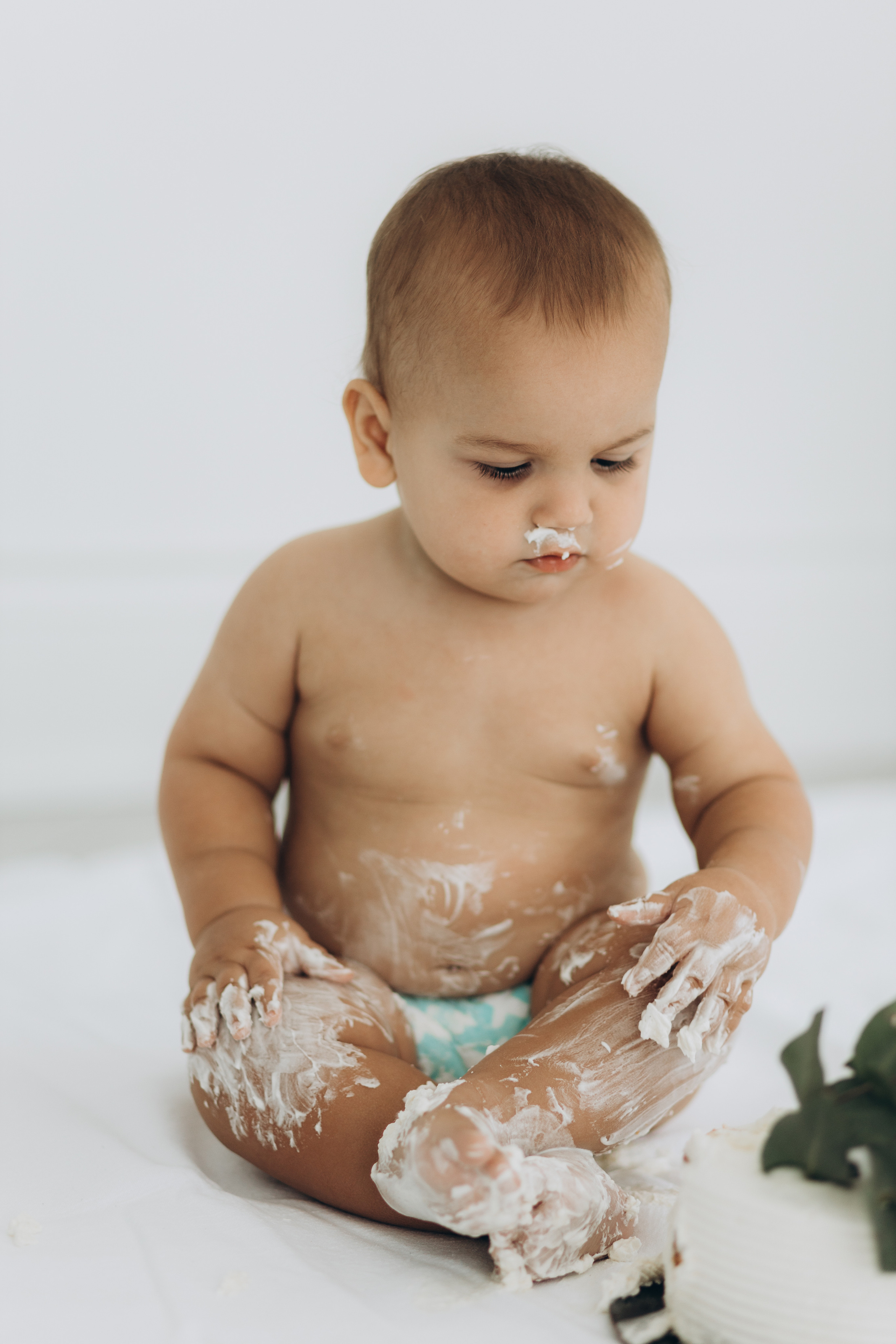 Cake smash. Wedding Photographer Toronto