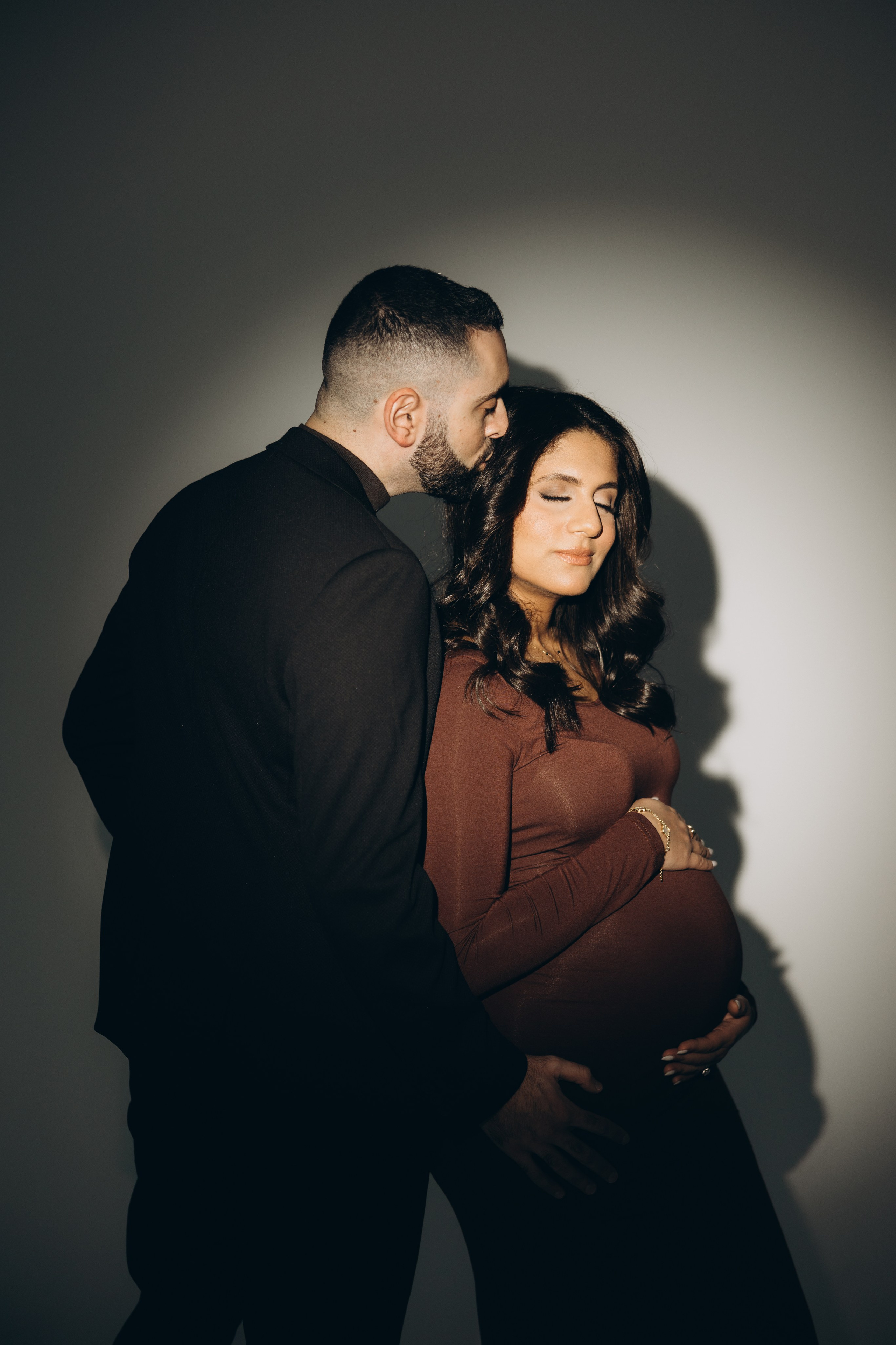 Maternity. Wedding Photographer Toronto