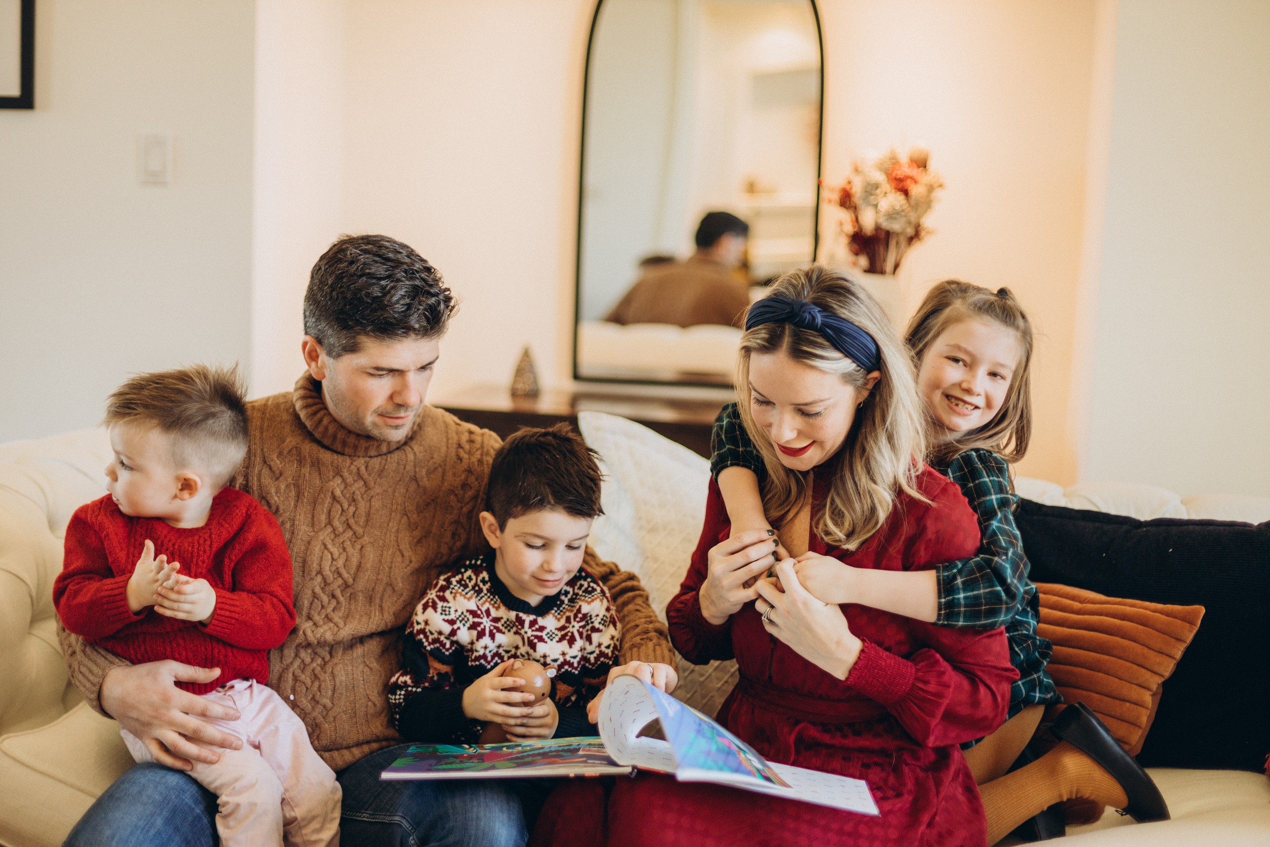 Christmas family time. Wedding Photographer Toronto