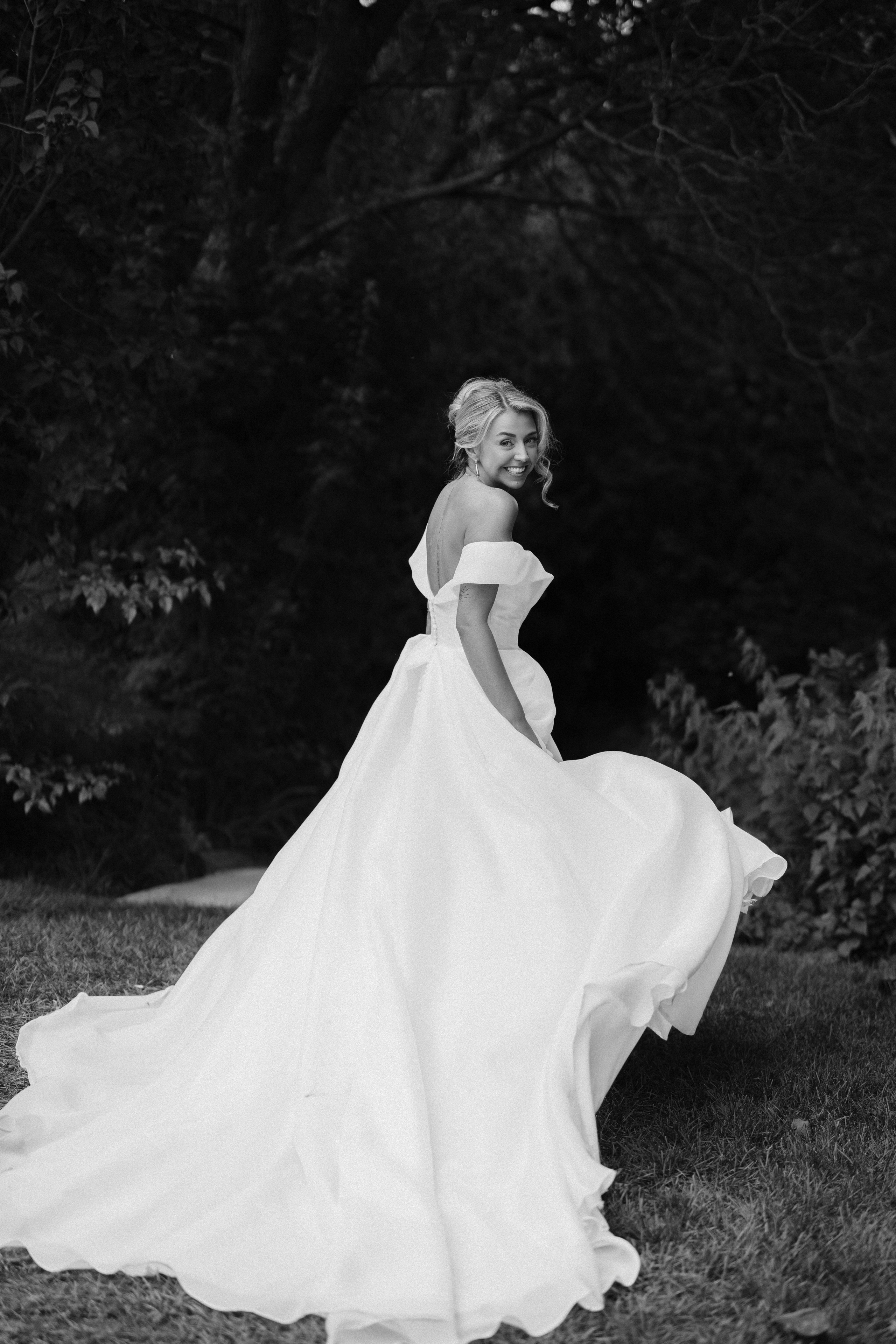 L&D (Wren House by Stella). Wedding Photographer Toronto