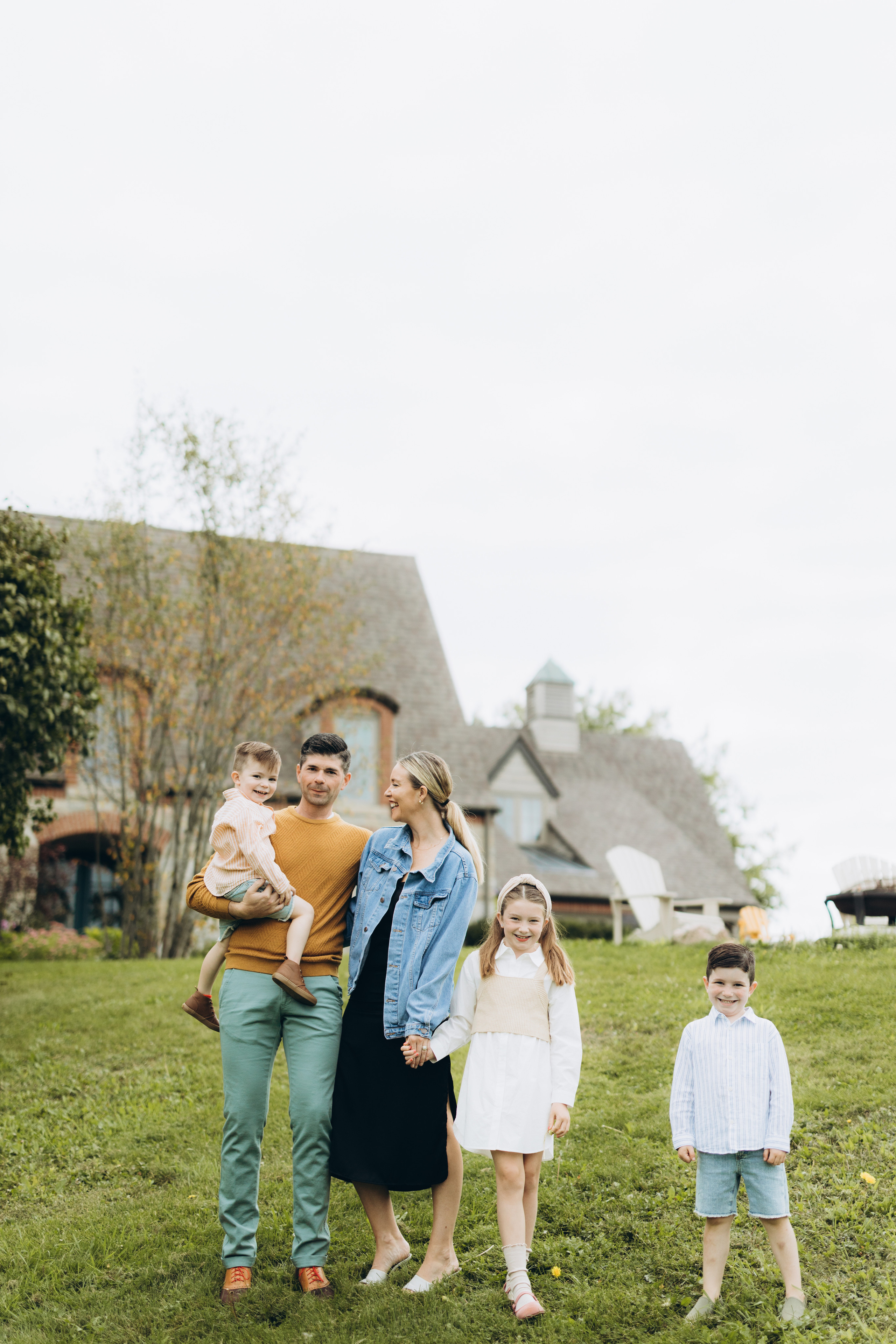 Fall family session. Wedding Photographer Toronto