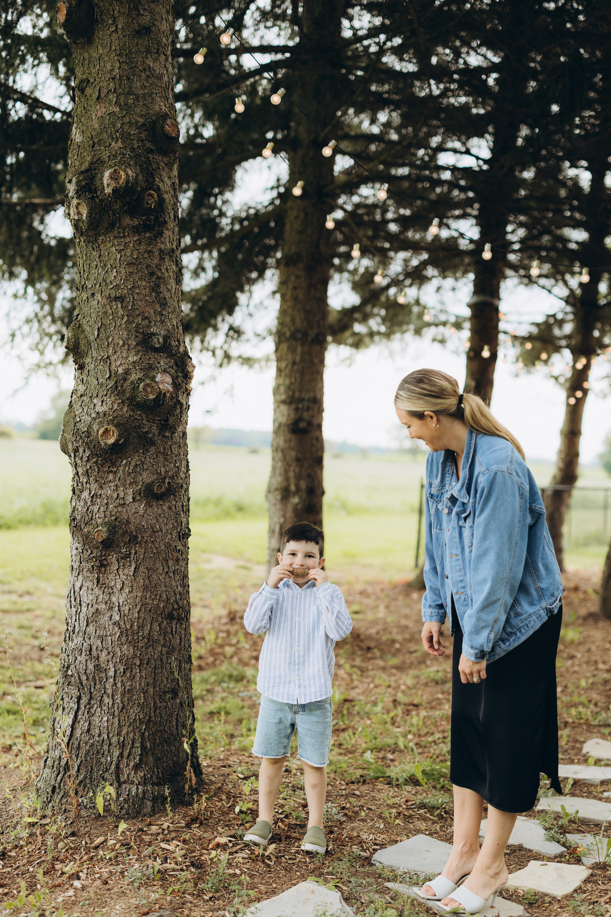 Fall family session. Wedding Photographer Toronto