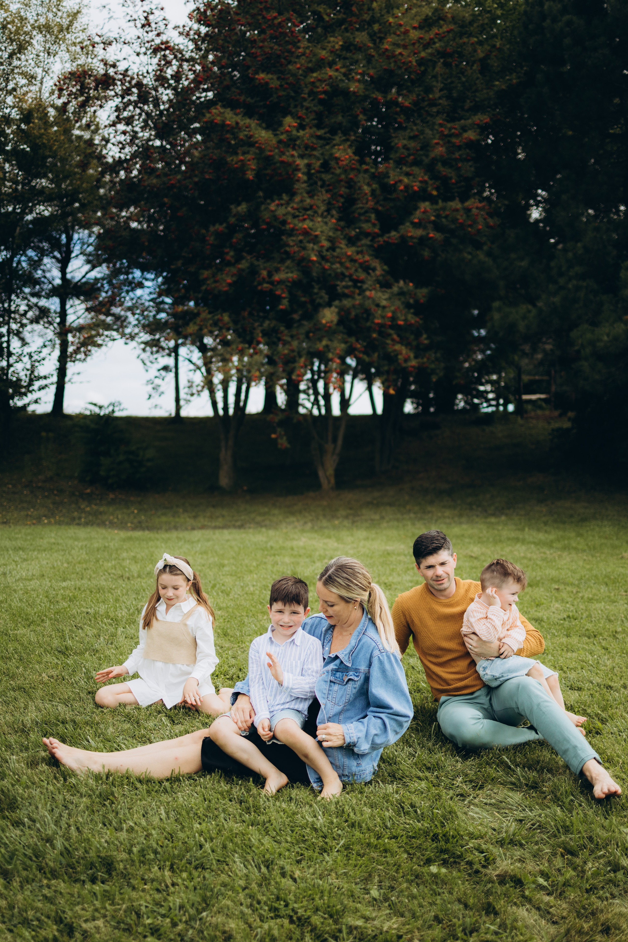 Fall family session. Wedding Photographer Toronto