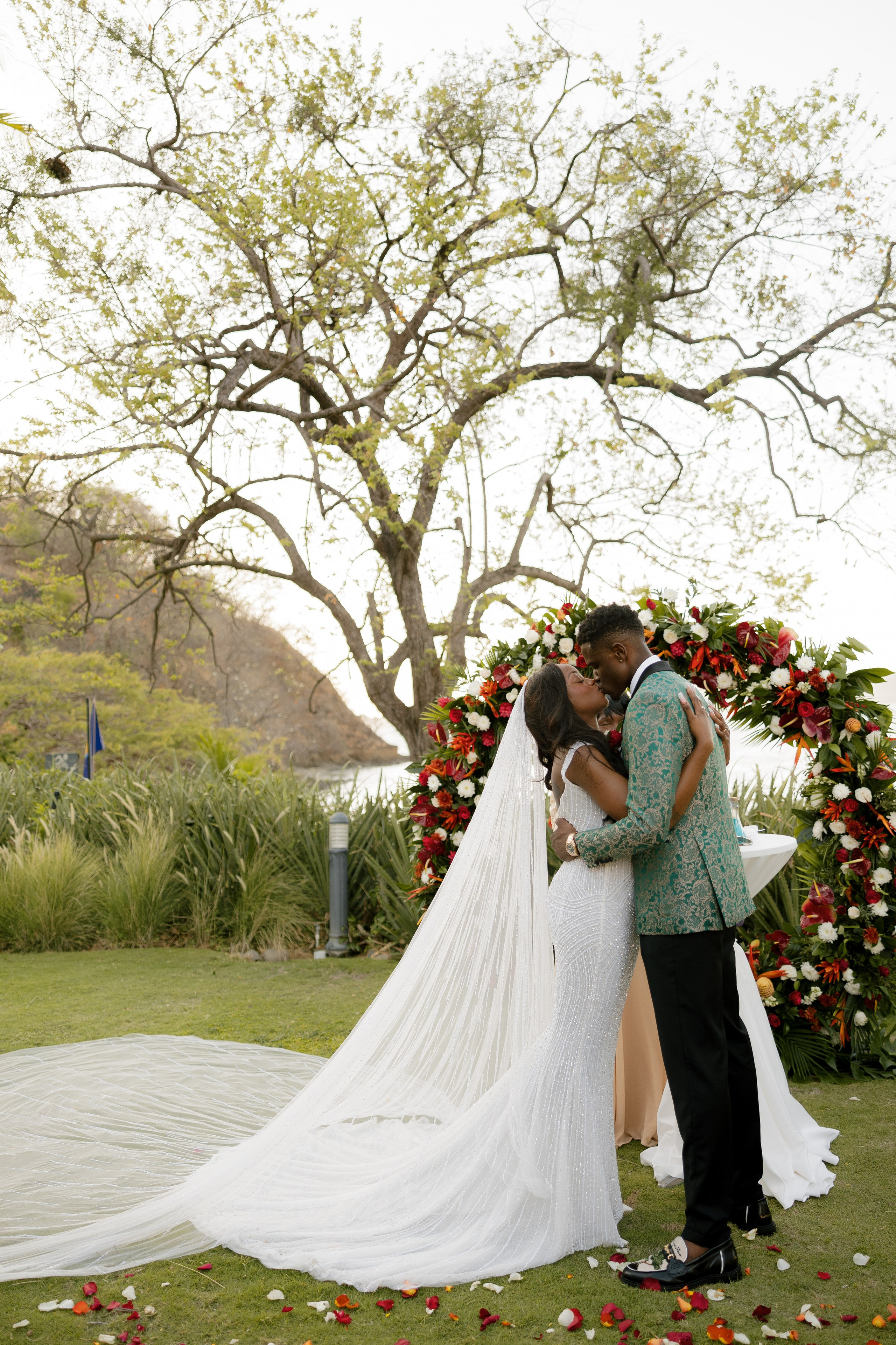 Ashley&Matt (Costa Rica). Wedding Photographer Toronto