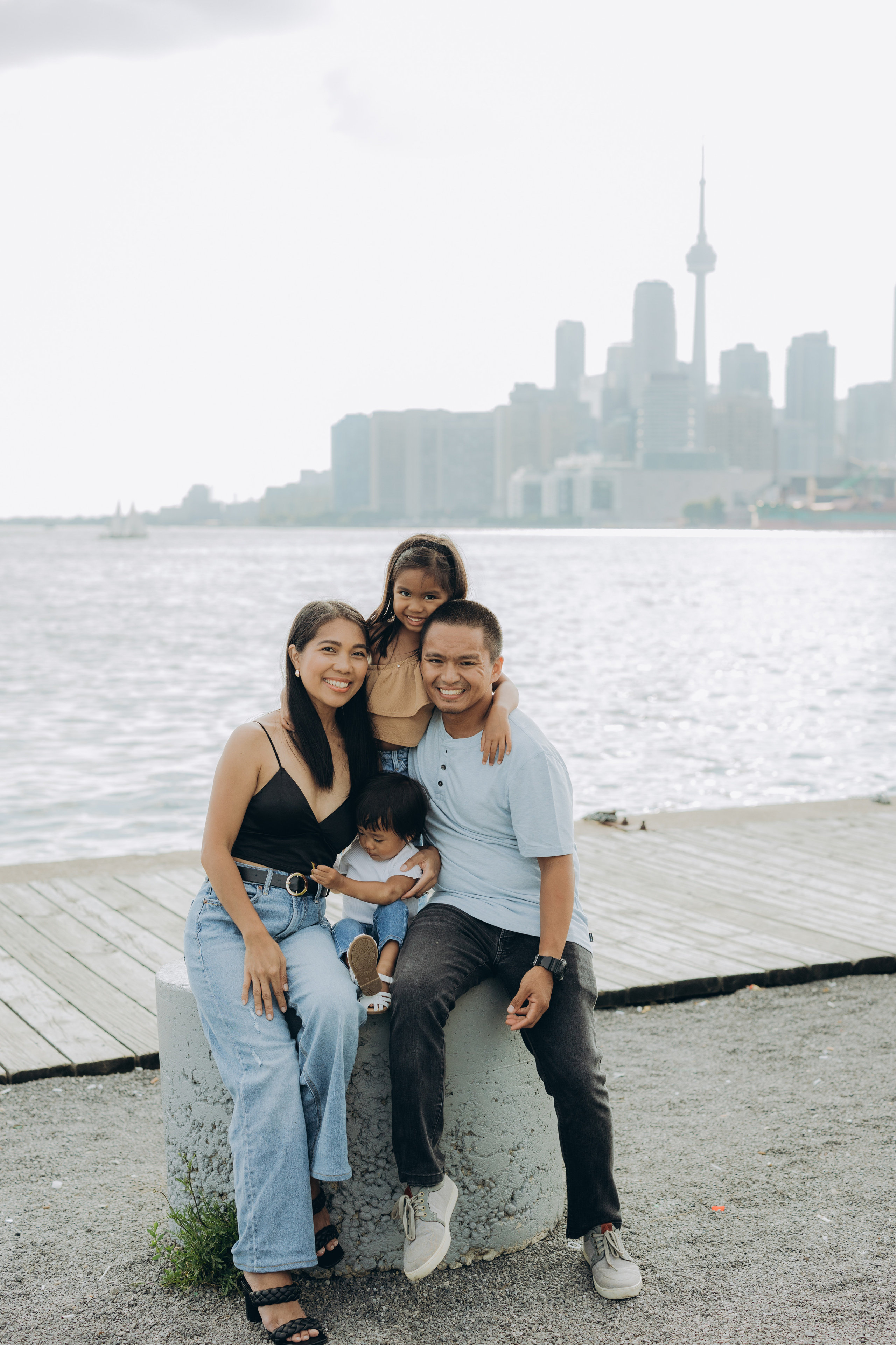 Family session in Toronto. Wedding Photographer Toronto