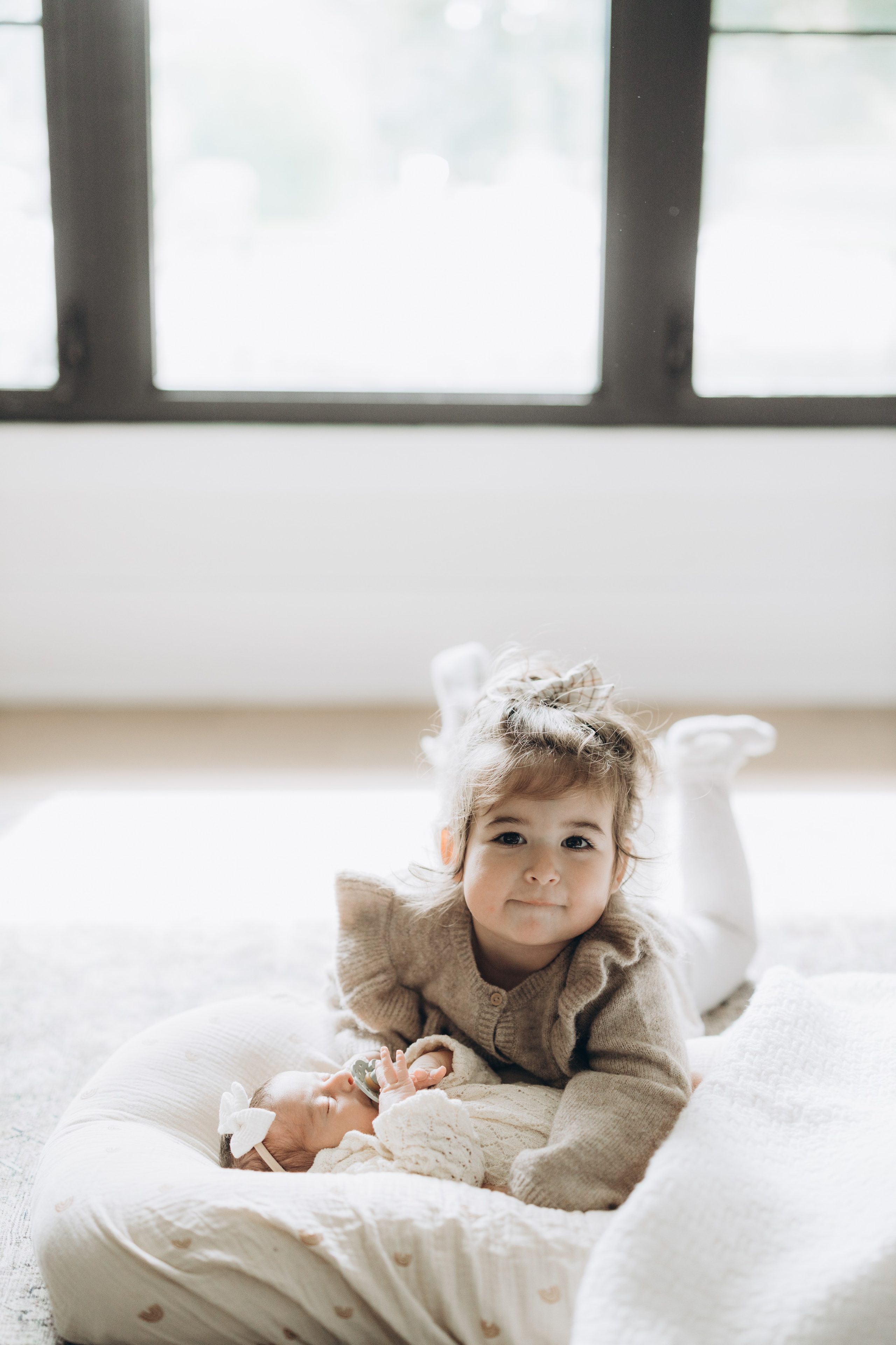 Newborn/family photo session. Wedding Photographer Toronto