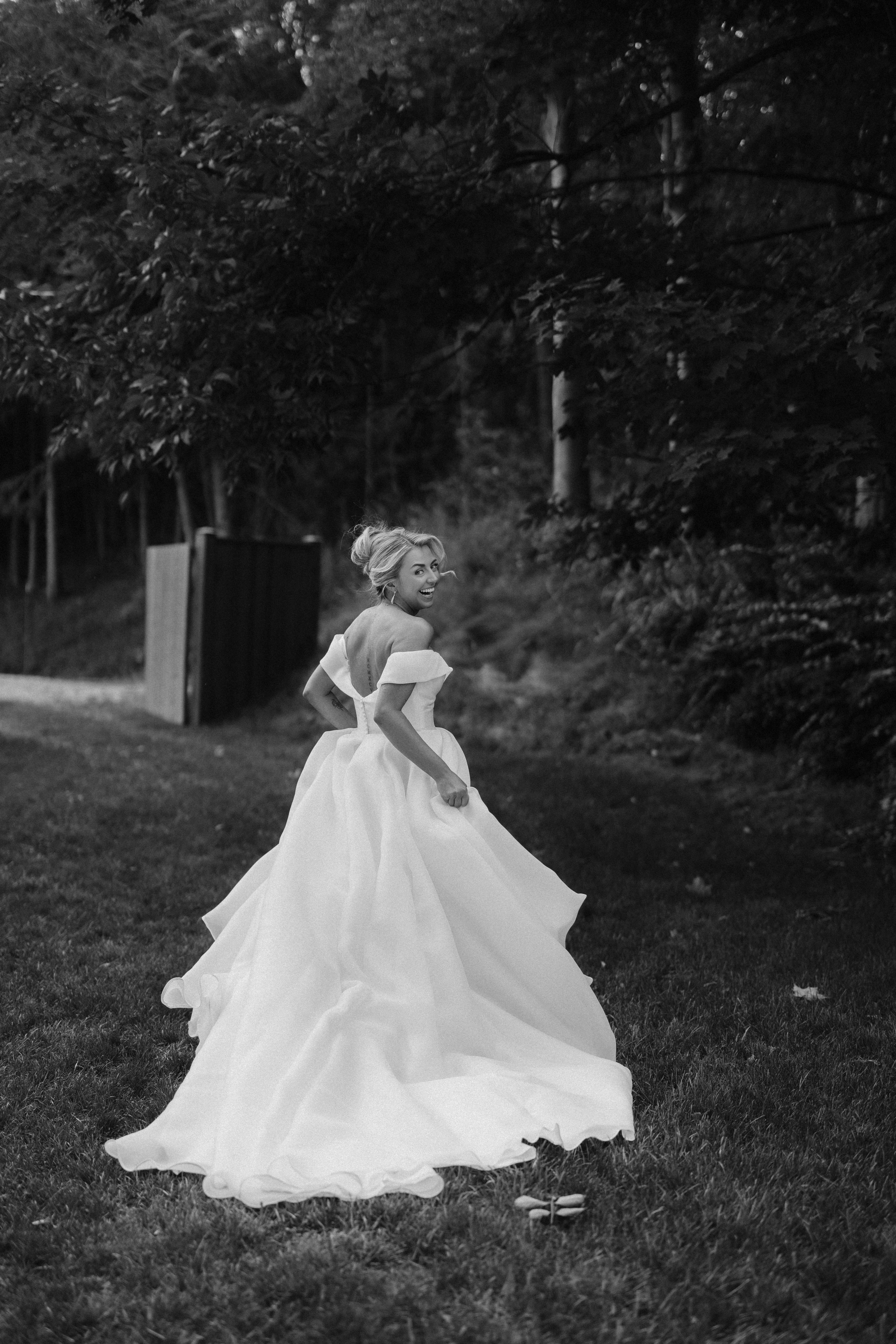L&D (Wren House by Stella). Wedding Photographer Toronto