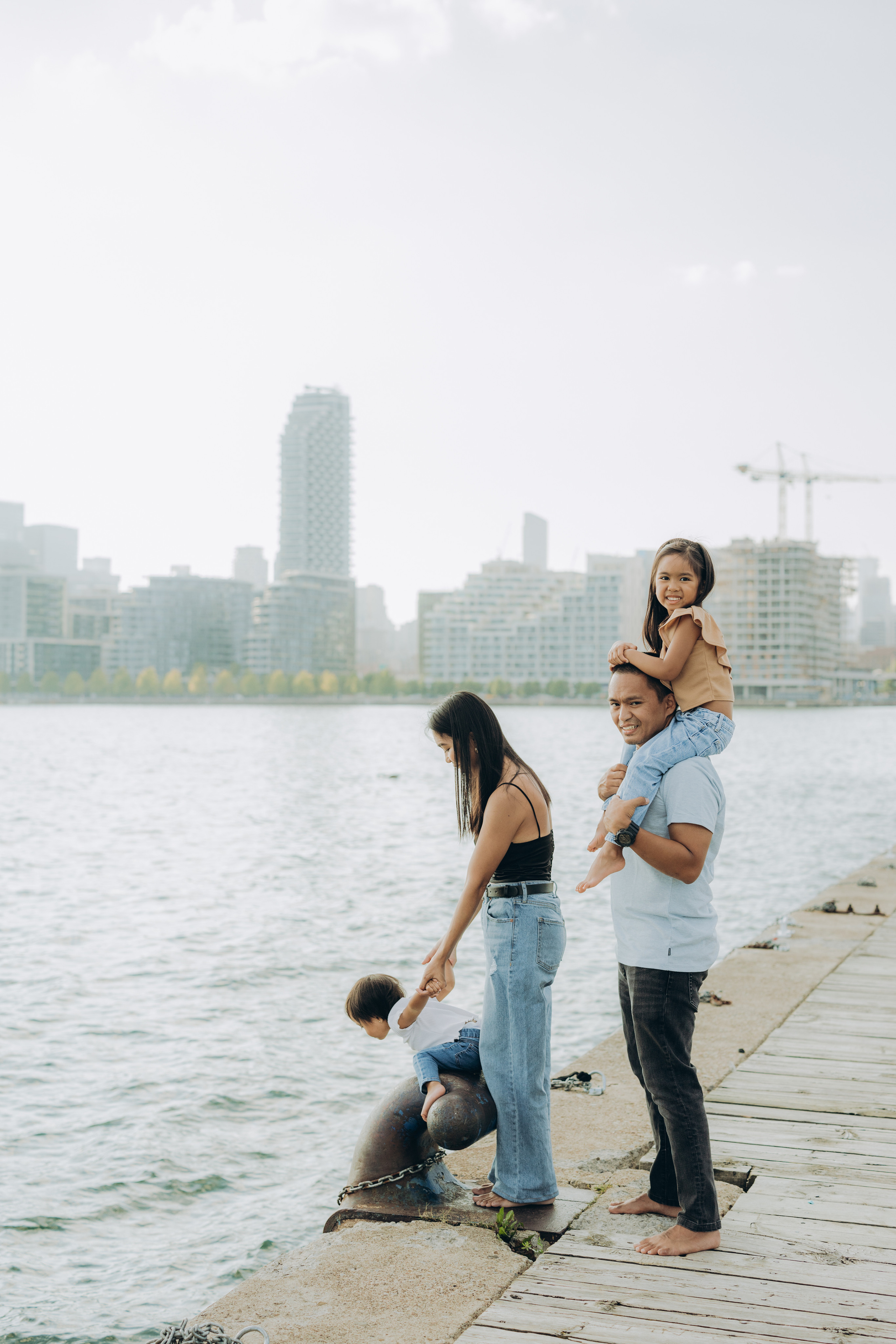 Family session in Toronto. Wedding Photographer Toronto